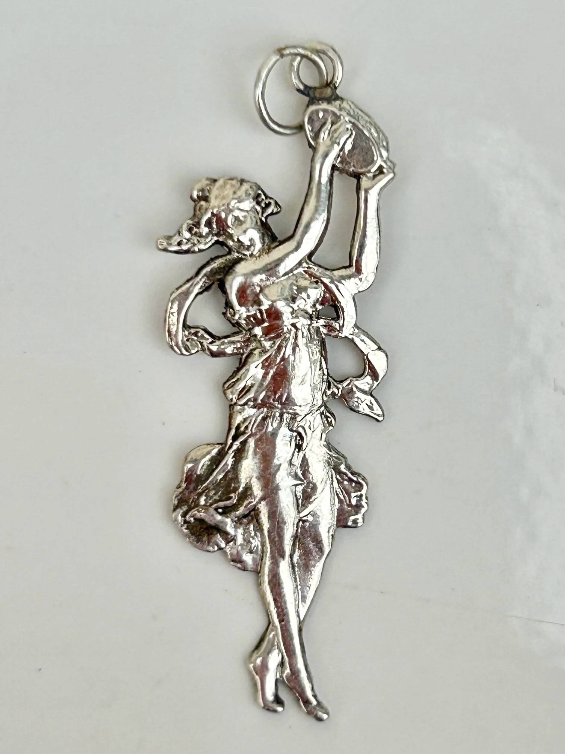 7939B0D3-3AED-4604-BA48-5D4A600FC69F