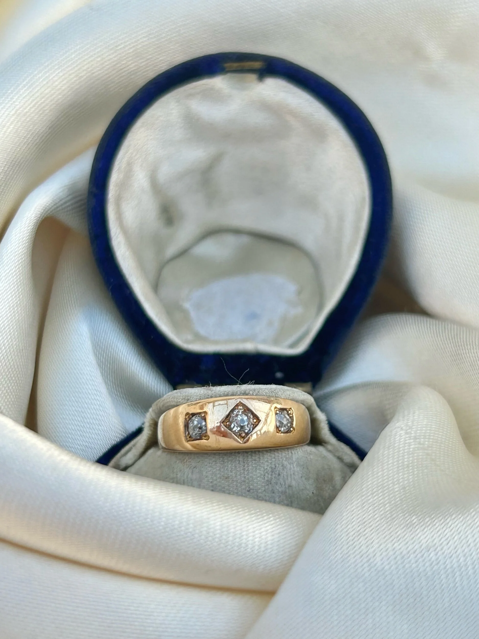 441FB50F-5CDF-4137-94F8-85CEBCD3A36F