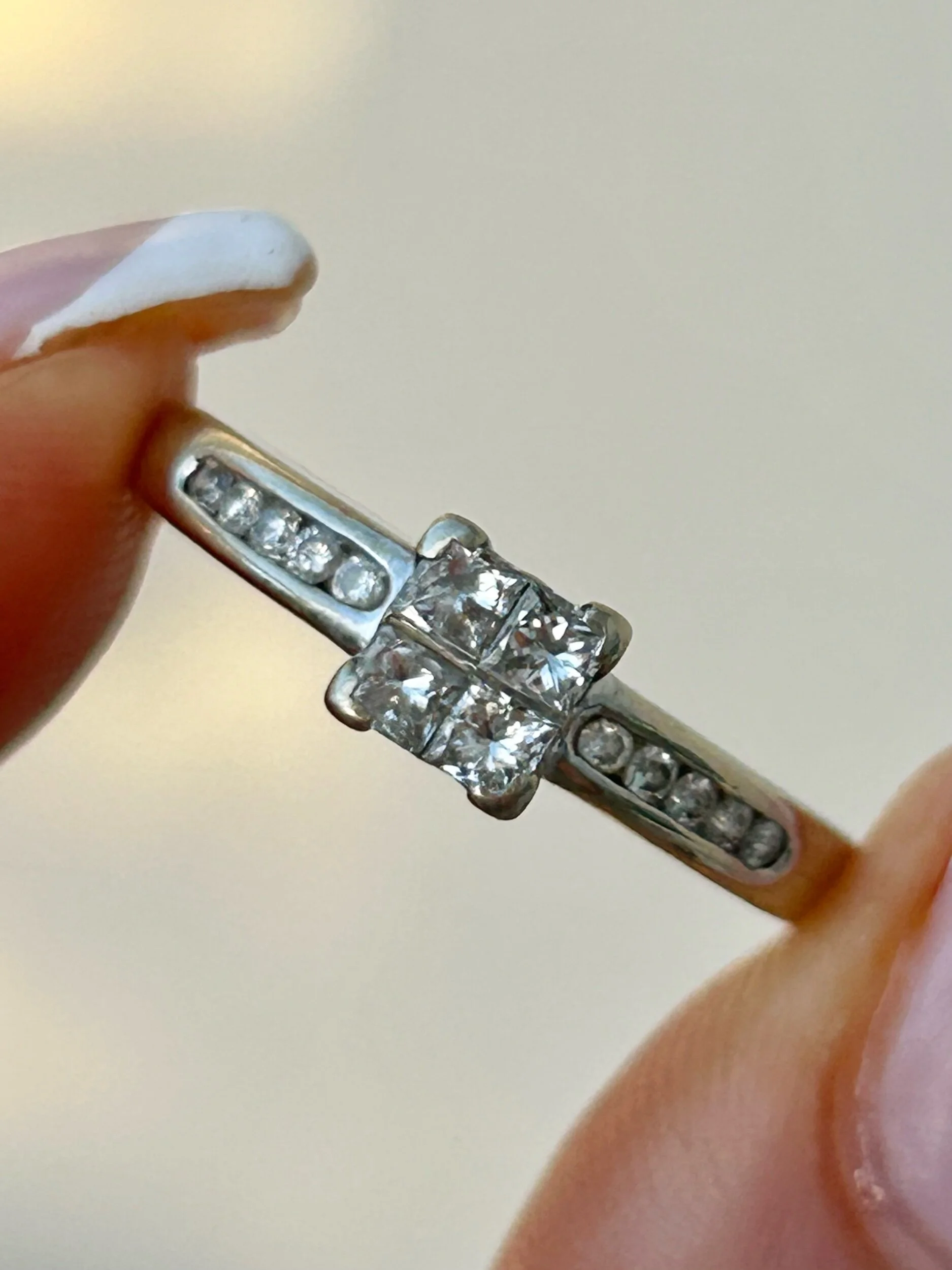 11F8312B-5B10-45B6-BF7B-6C83A64AC309