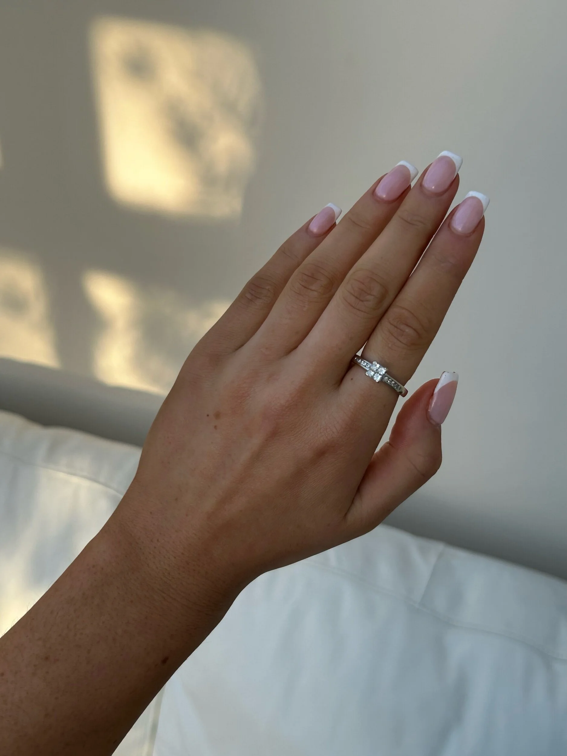 63923789-25B3-45F2-8D33-C8B63801B9C7