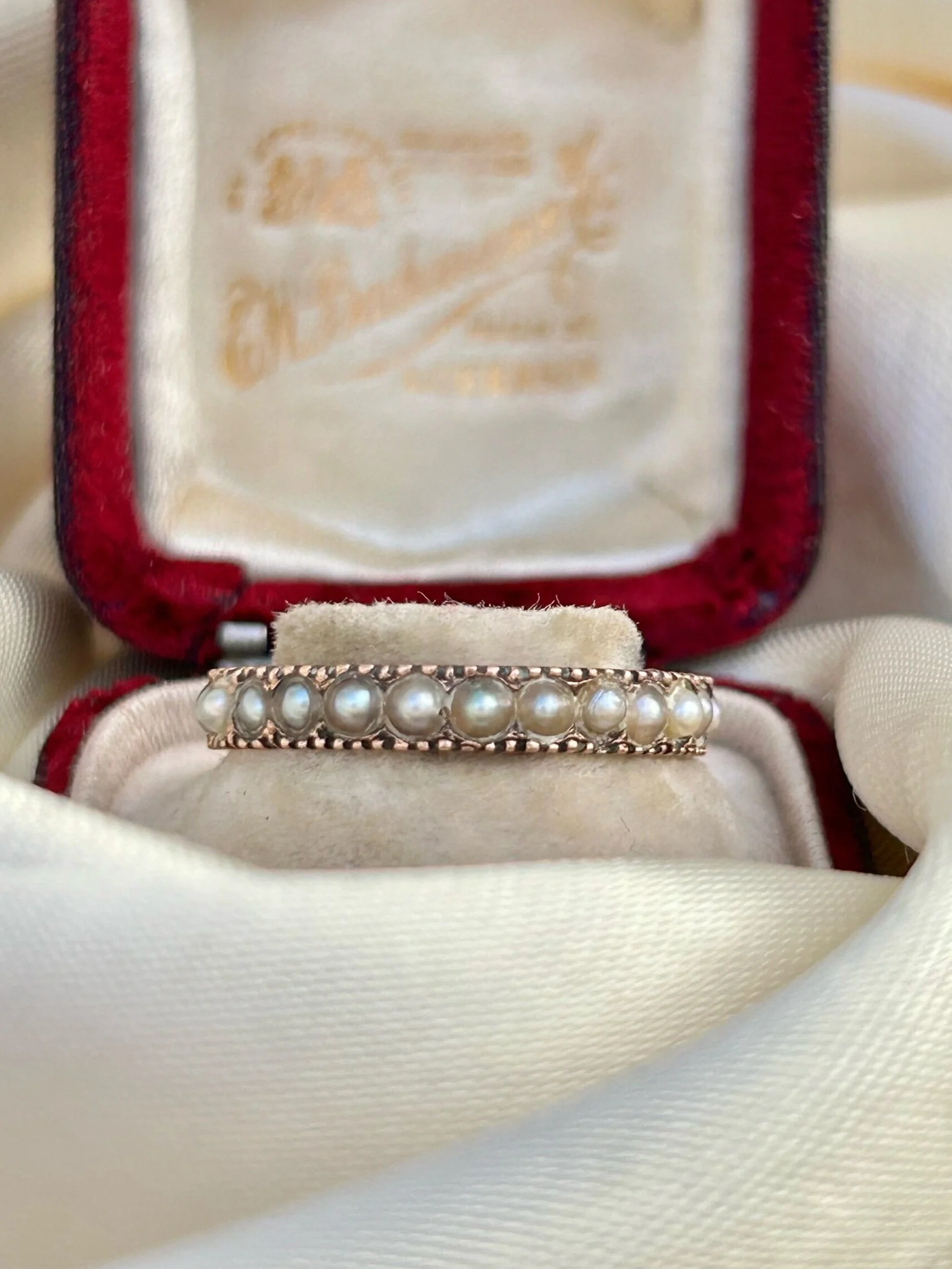 A1862084-4B01-4FC6-B6A1-1C71AAA8E7DC