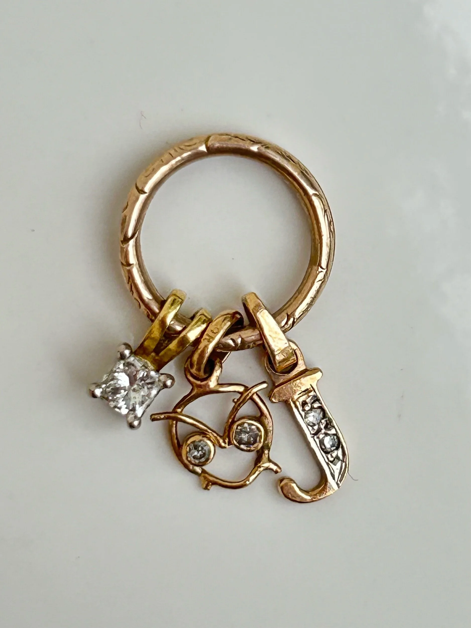 5BA33C6A-5055-440B-9574-33967A820454