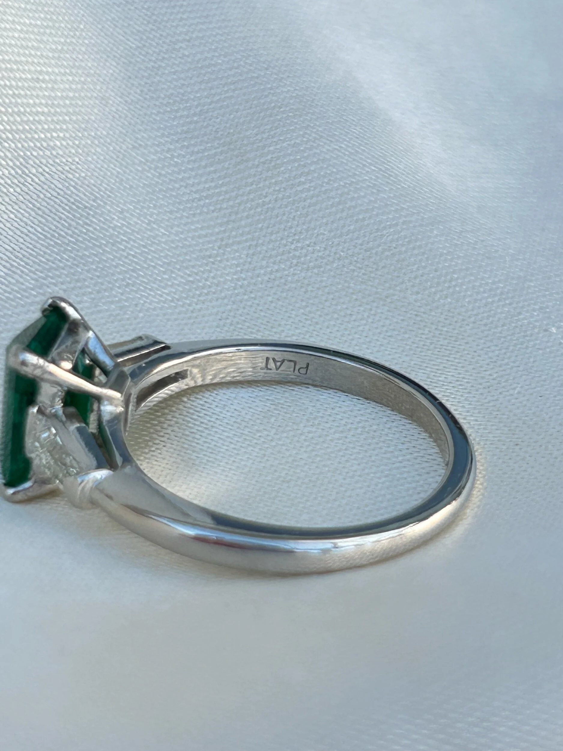 780E248C-2FE5-4579-81D5-BB1944E52598