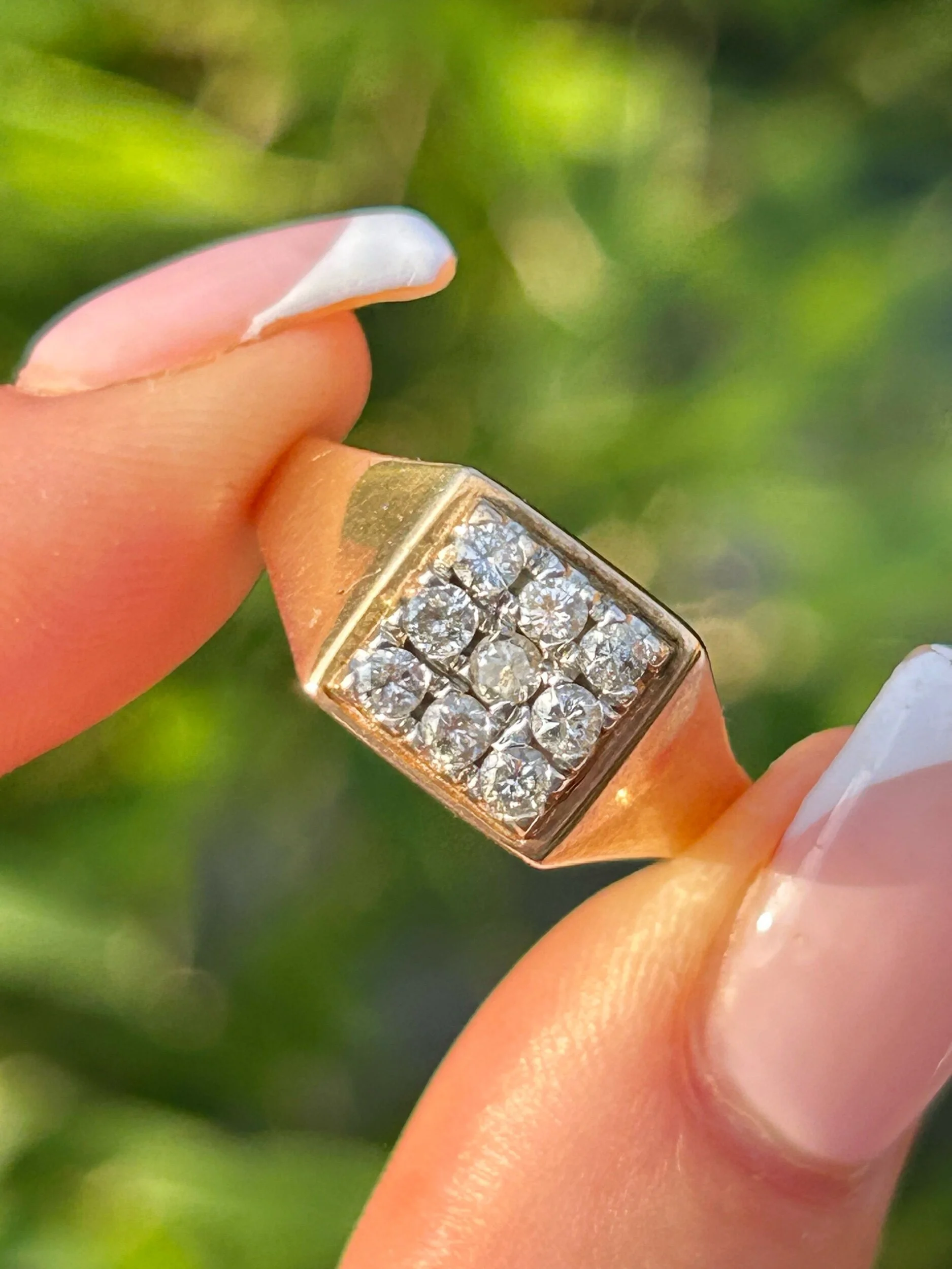 CF1A3416-EC60-4EDF-9494-F2E598901980