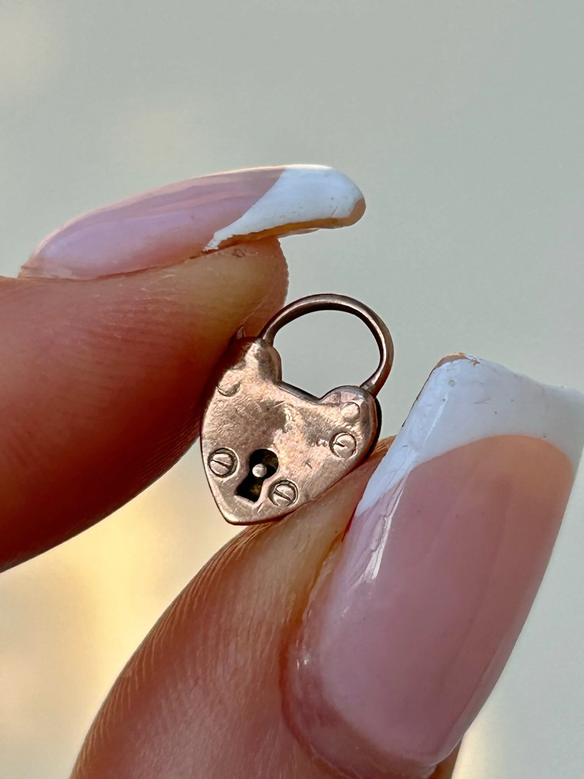 A503F43B-7C5B-400A-A194-99682607EEEA