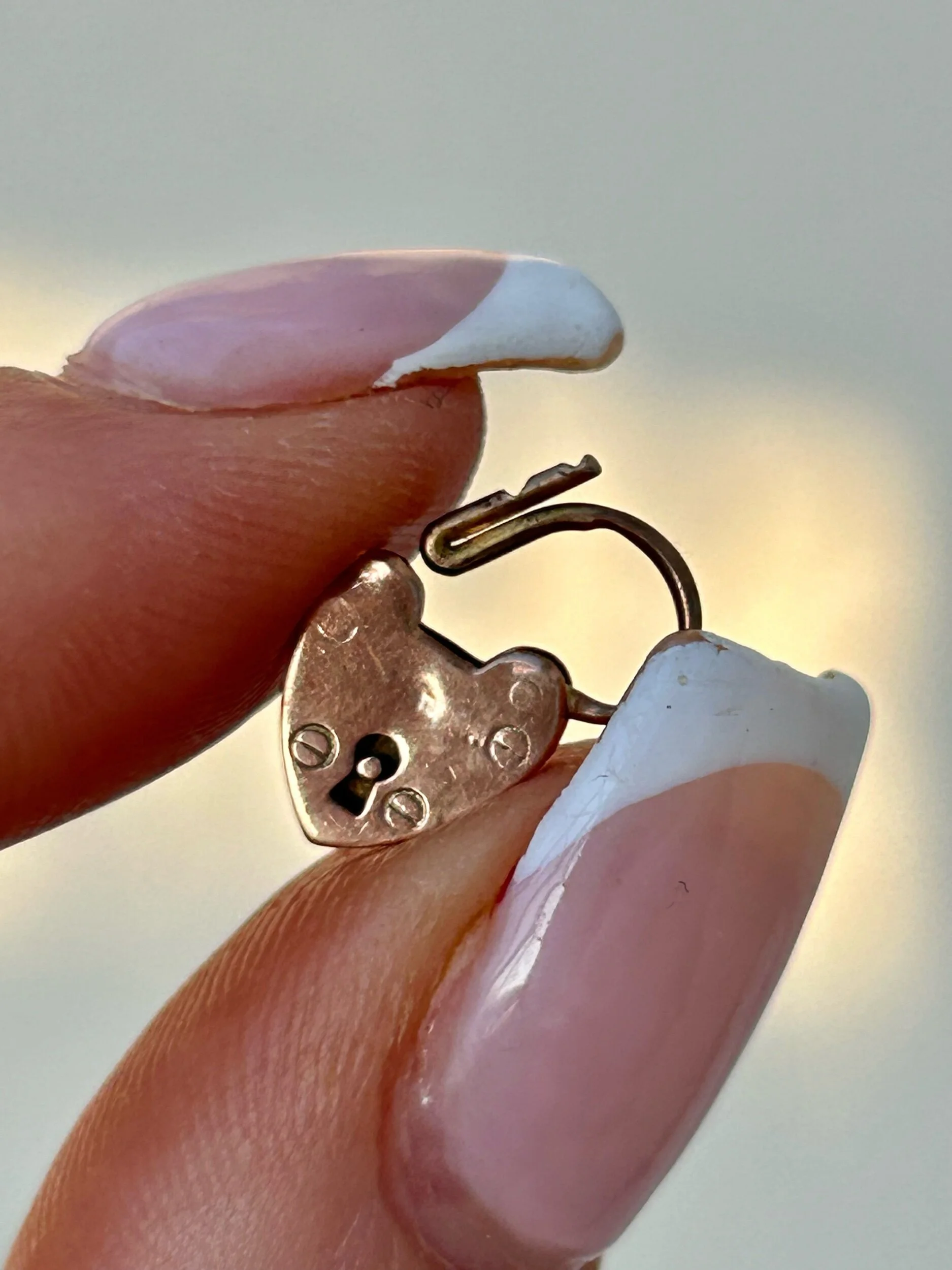 678864AF-2776-4D7F-9C51-7A3142003BC9