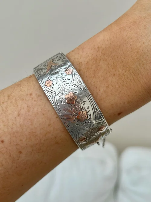 アクセサリー Rust MADE IN ENGLAND 2 Hall Mark Bangle ラスト Rust made in England 2ホールマーク バングル - メルカリ