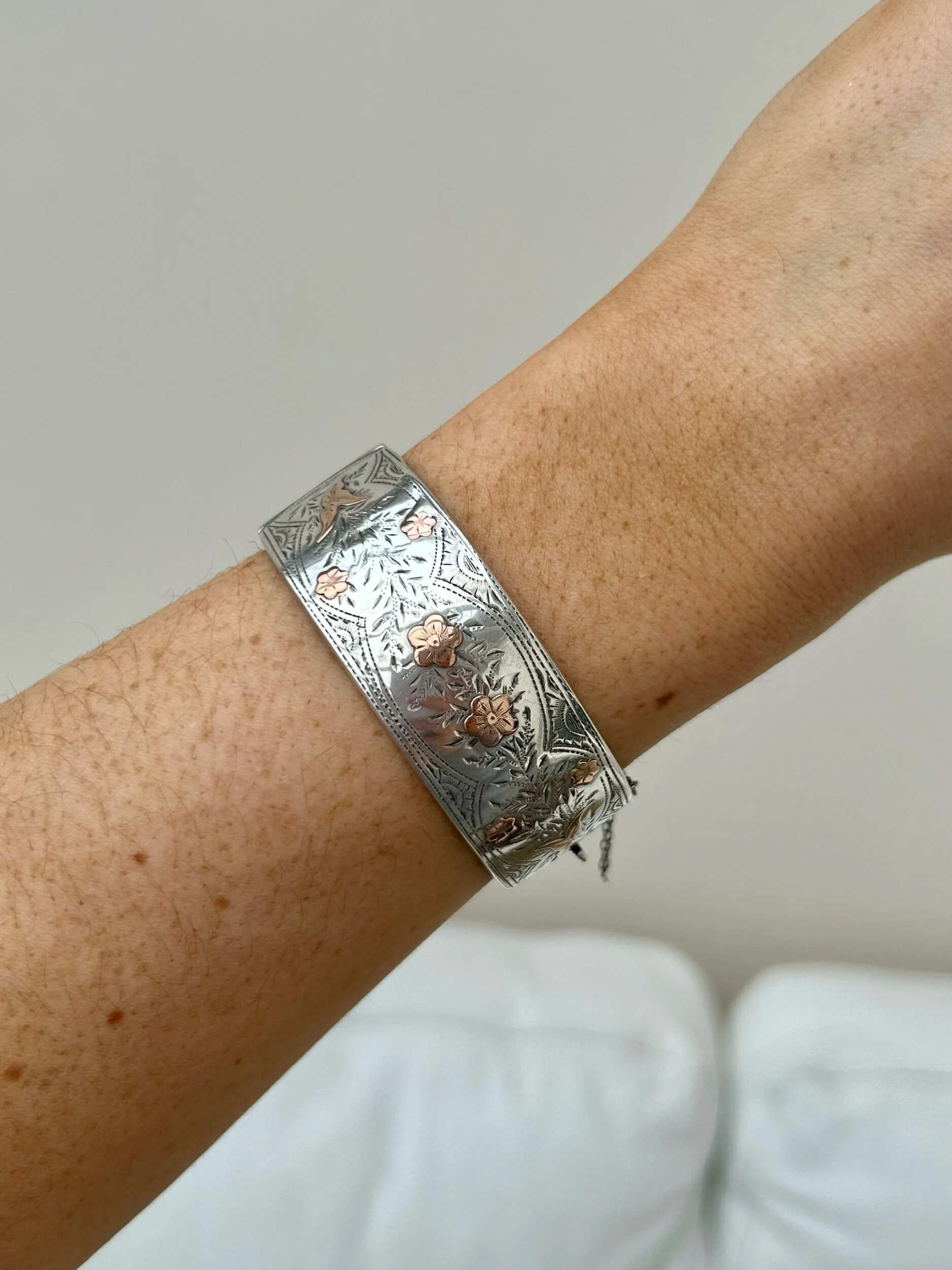 294A74CE-17B1-4626-ACE6-0FC75C36AC02