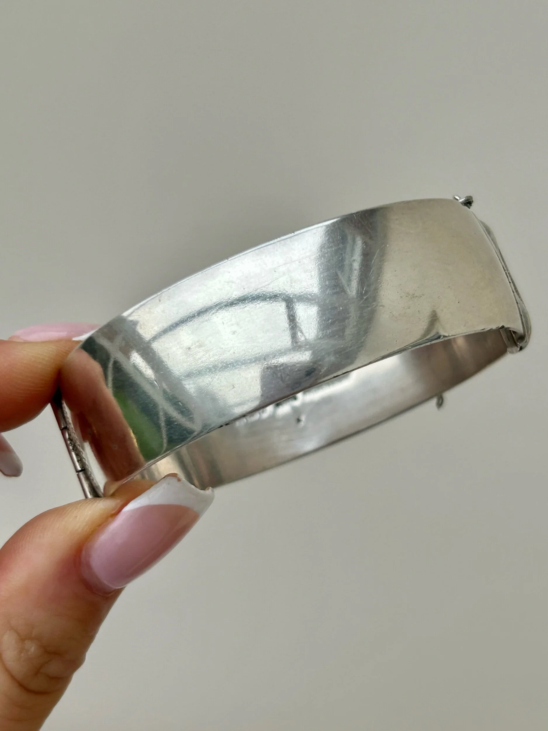 79C81F1B-F781-400C-8254-85AED0259CE4