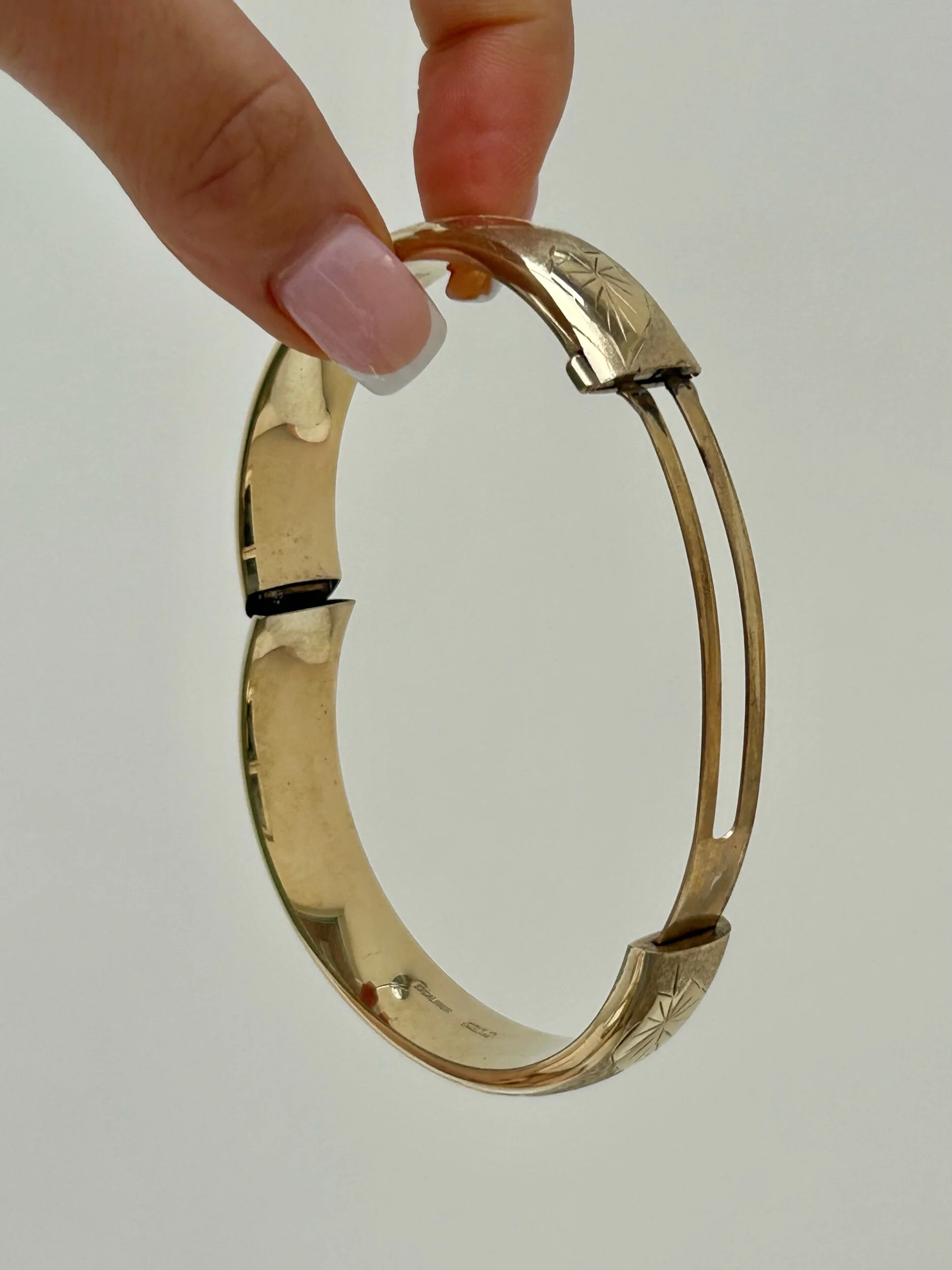 D11689FB-421A-4205-8342-3DC1377732CF