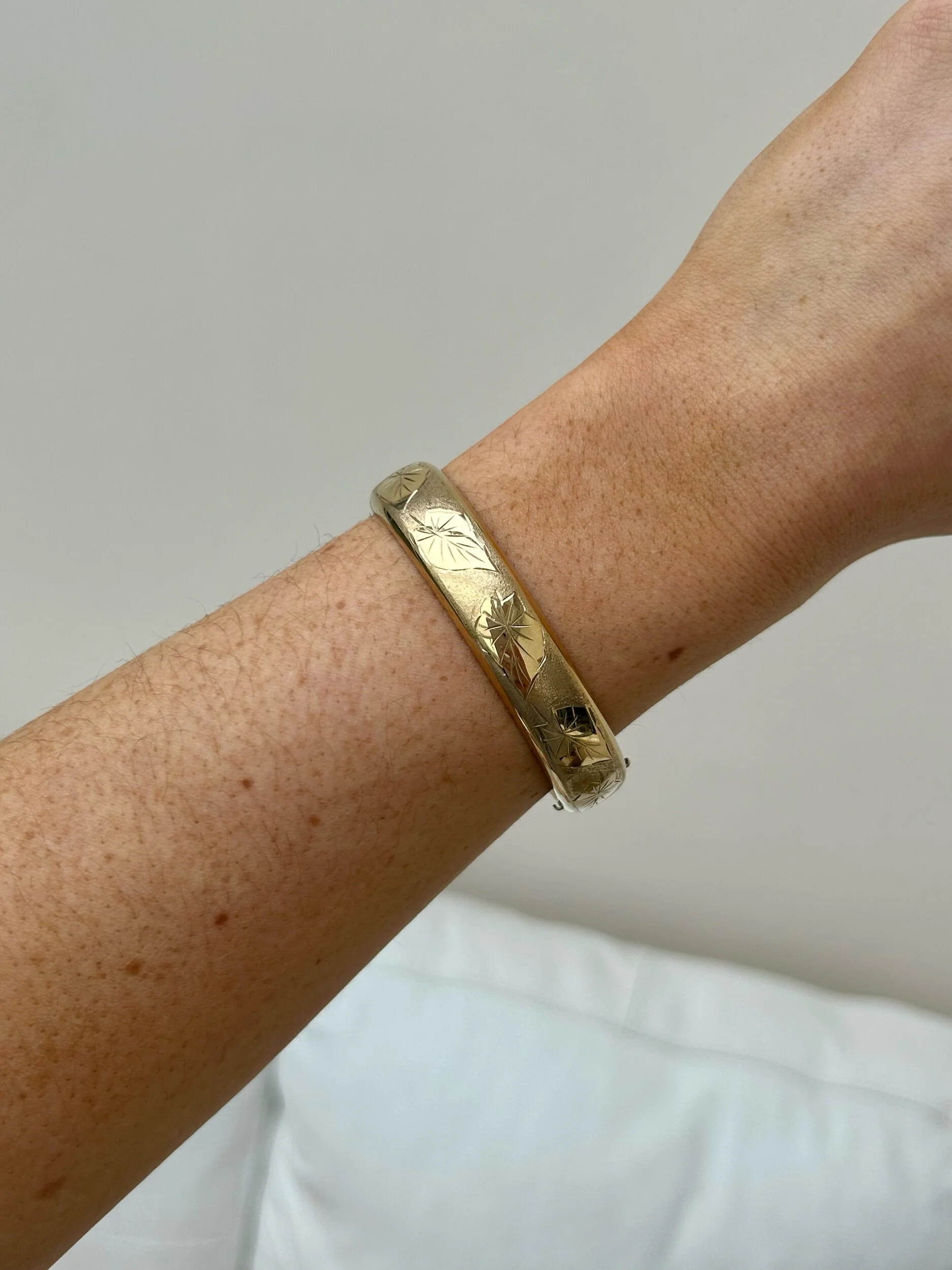 E0CB737F-64DB-4820-BE60-82783BA79F1E