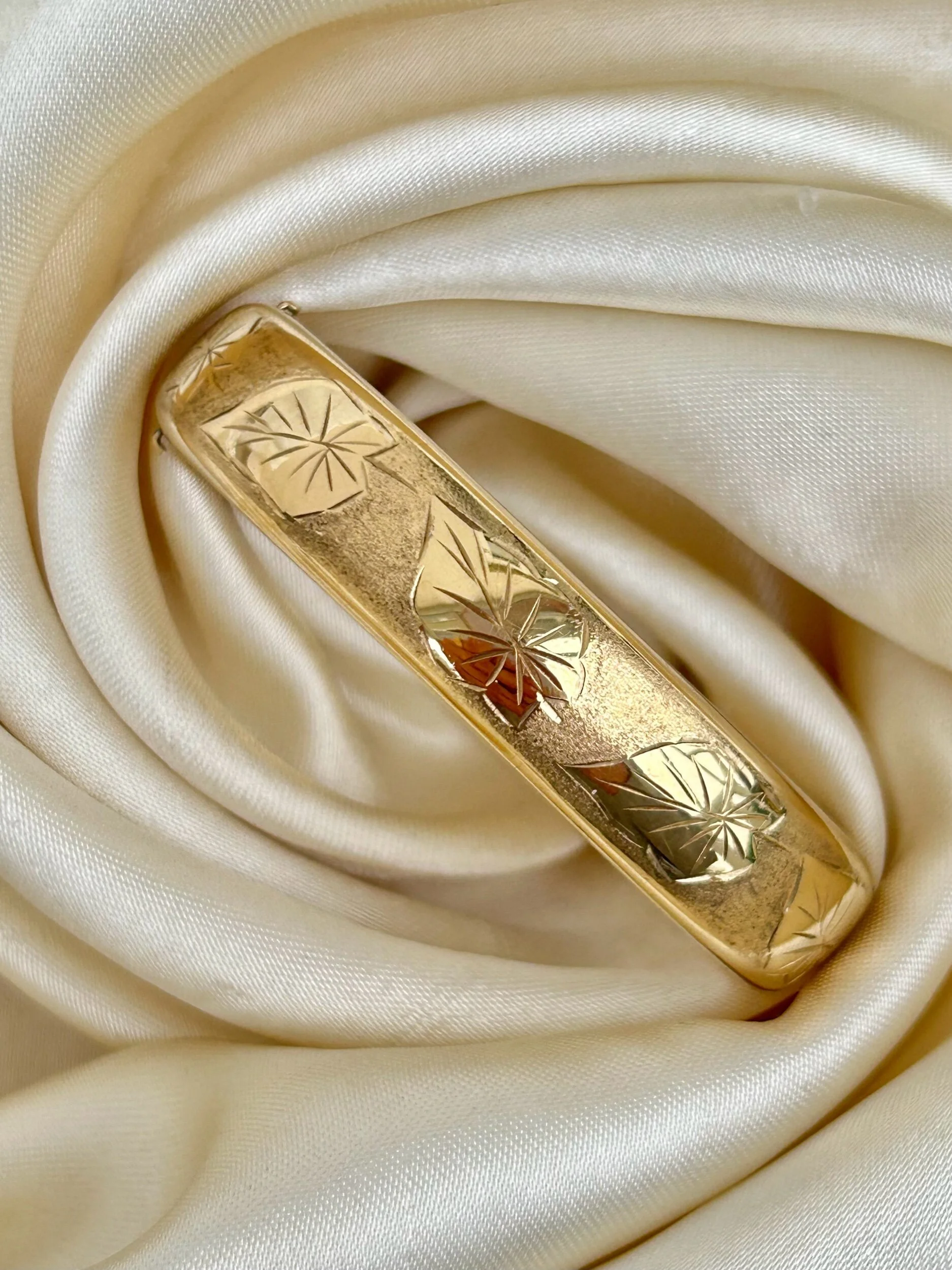 15D89F6B-572E-4B86-BBCA-7DA49EF7F600