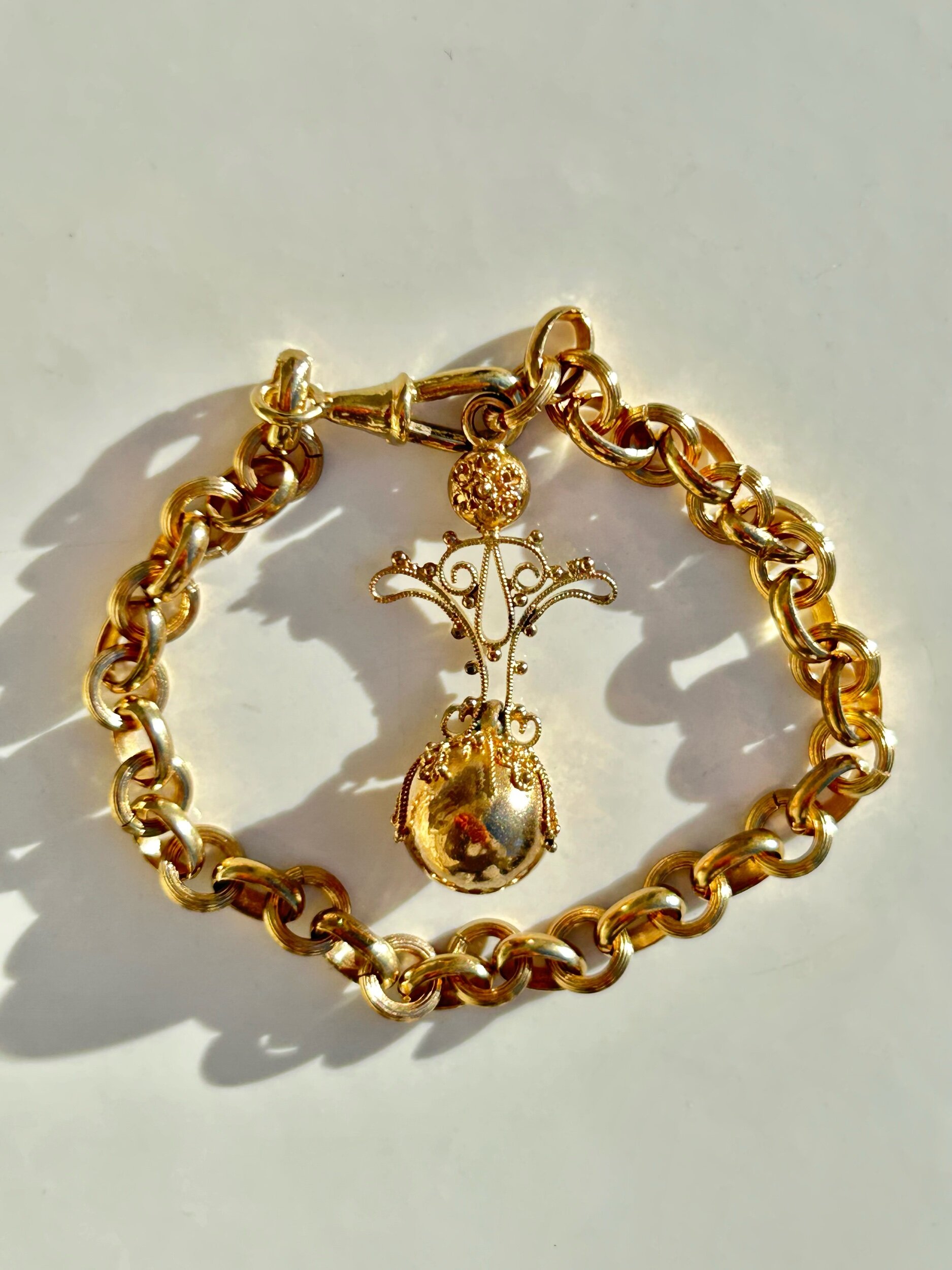 16827FA9-F3B4-42F7-929F-B18D90906C01