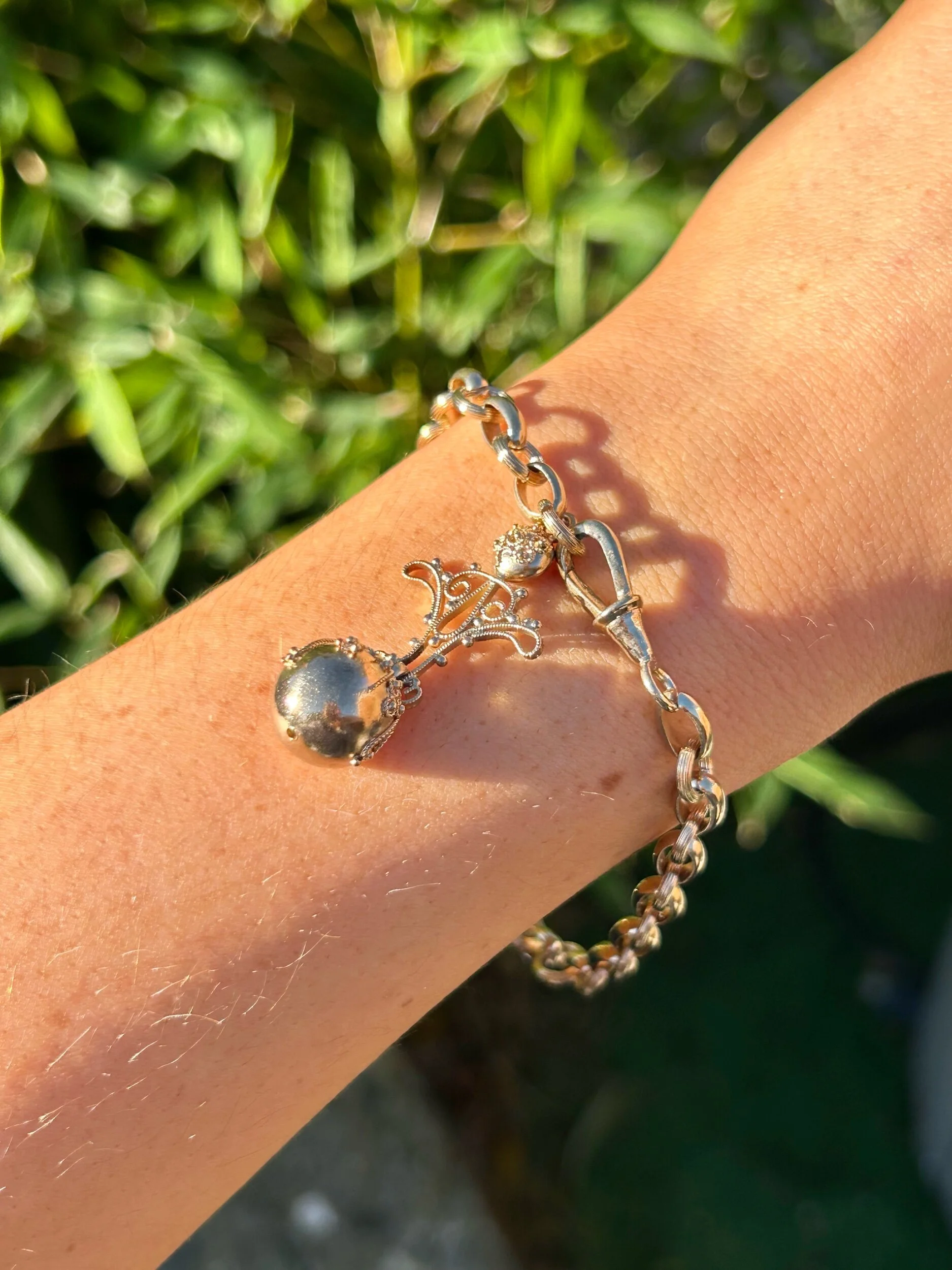 D641AEC8-6F36-4762-B6D3-62B9992735DE