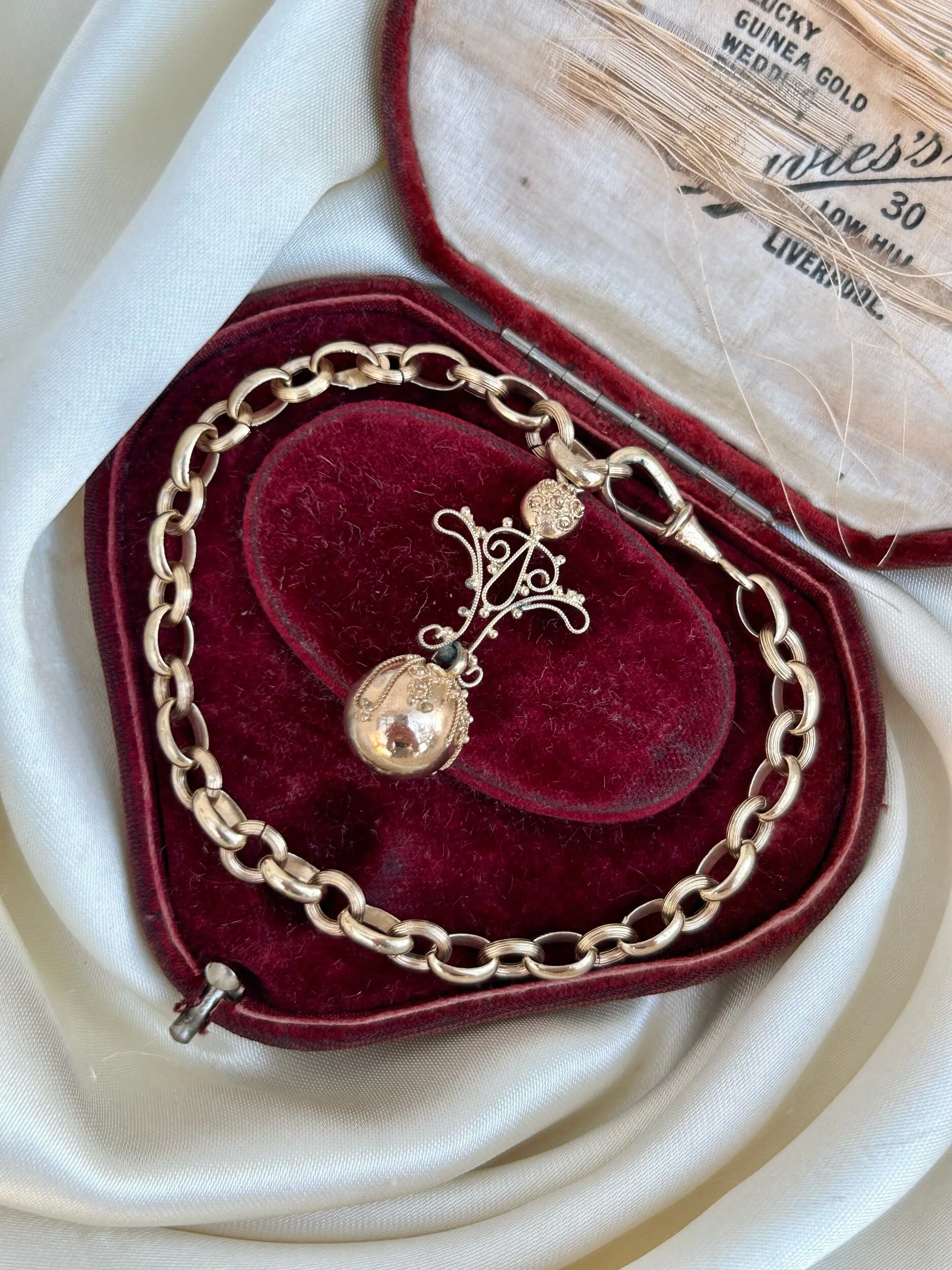 53DC7A8C-C873-4AED-A40D-45E0256ABA32