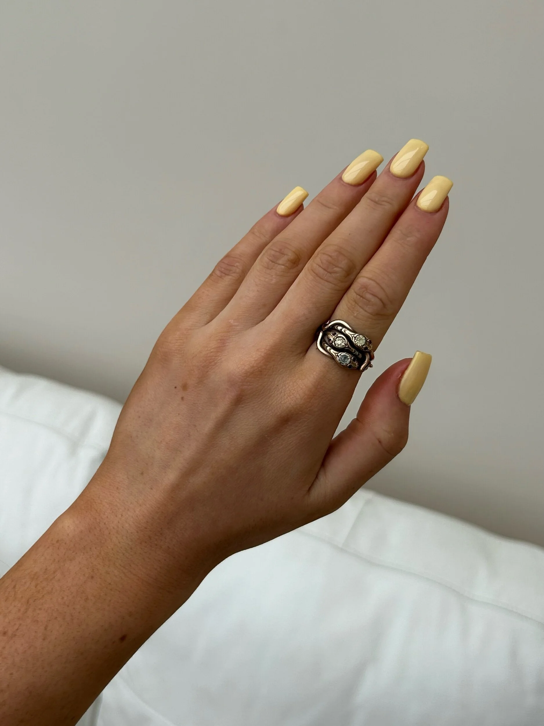 F7152DB5-56FA-407A-9ED3-8BD7F9AEFCCE