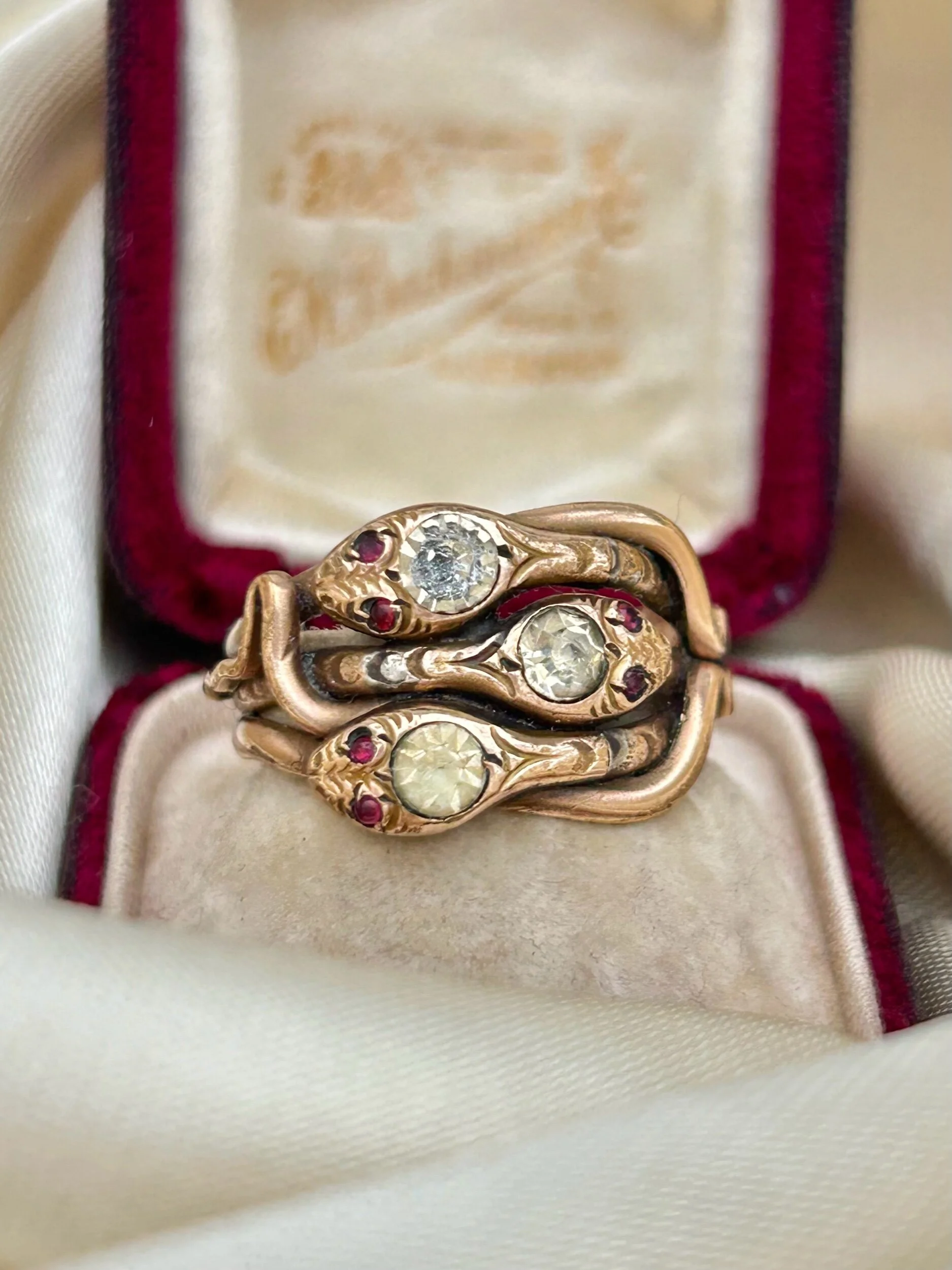 99816382-2EEE-4A5B-92B8-8FD9BE7D3417