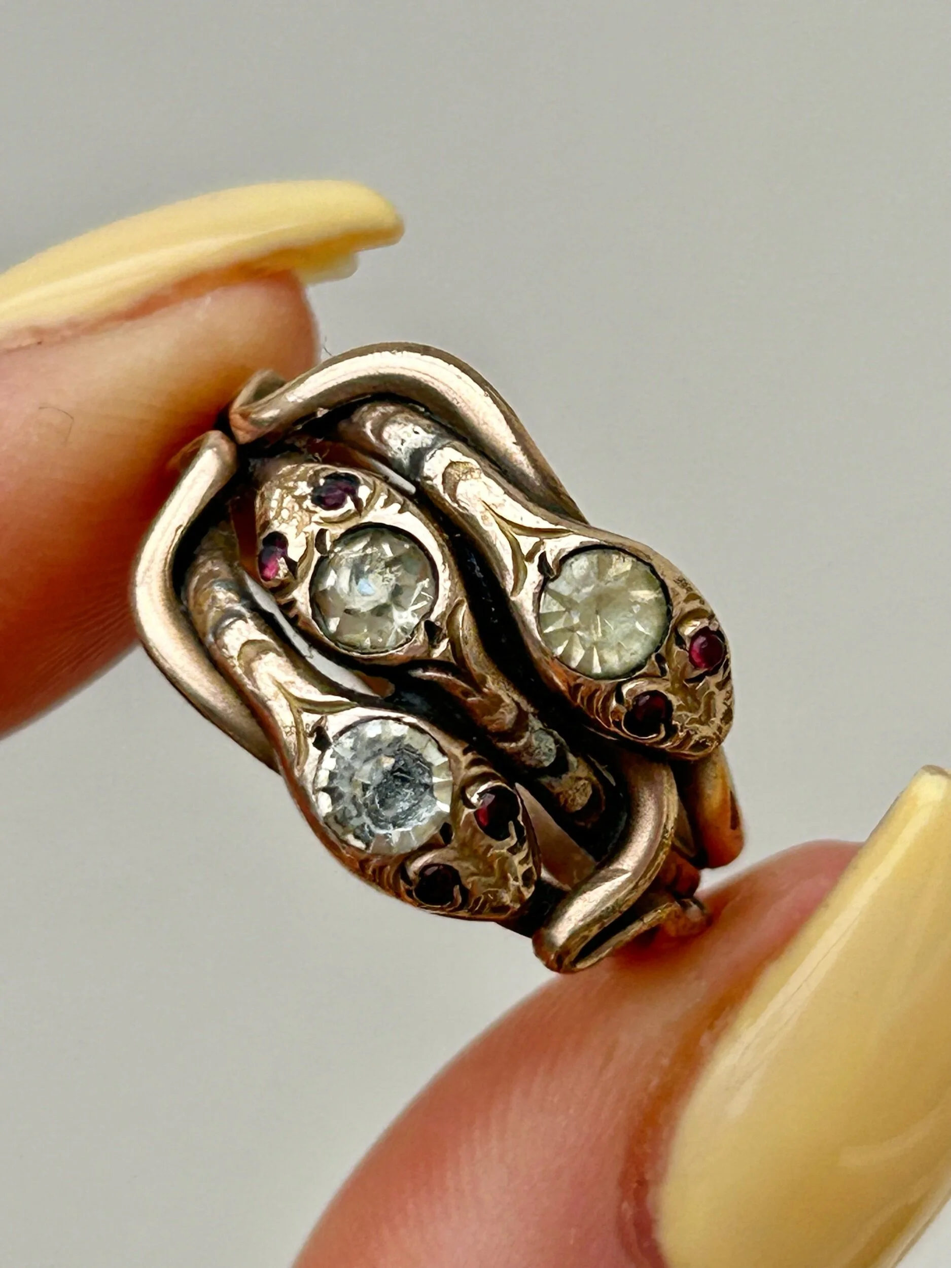 6BB50808-A13E-4880-AC26-4CBB258DCCFD