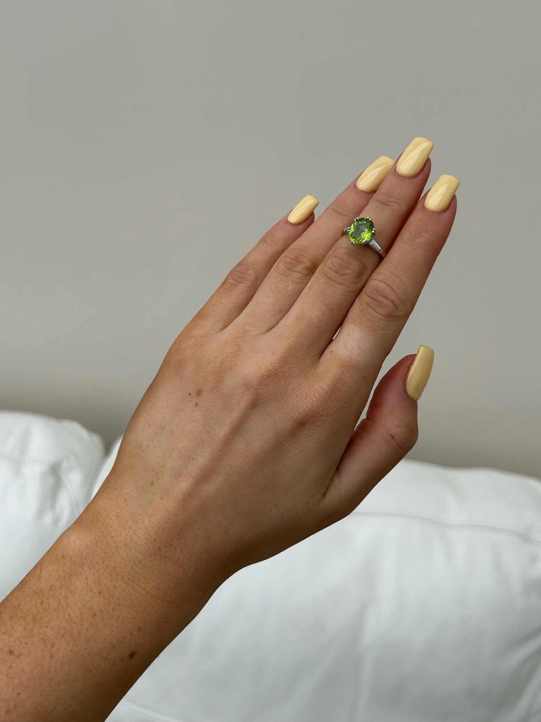 5E133B94-0A85-41E5-A967-C8F52CD52828