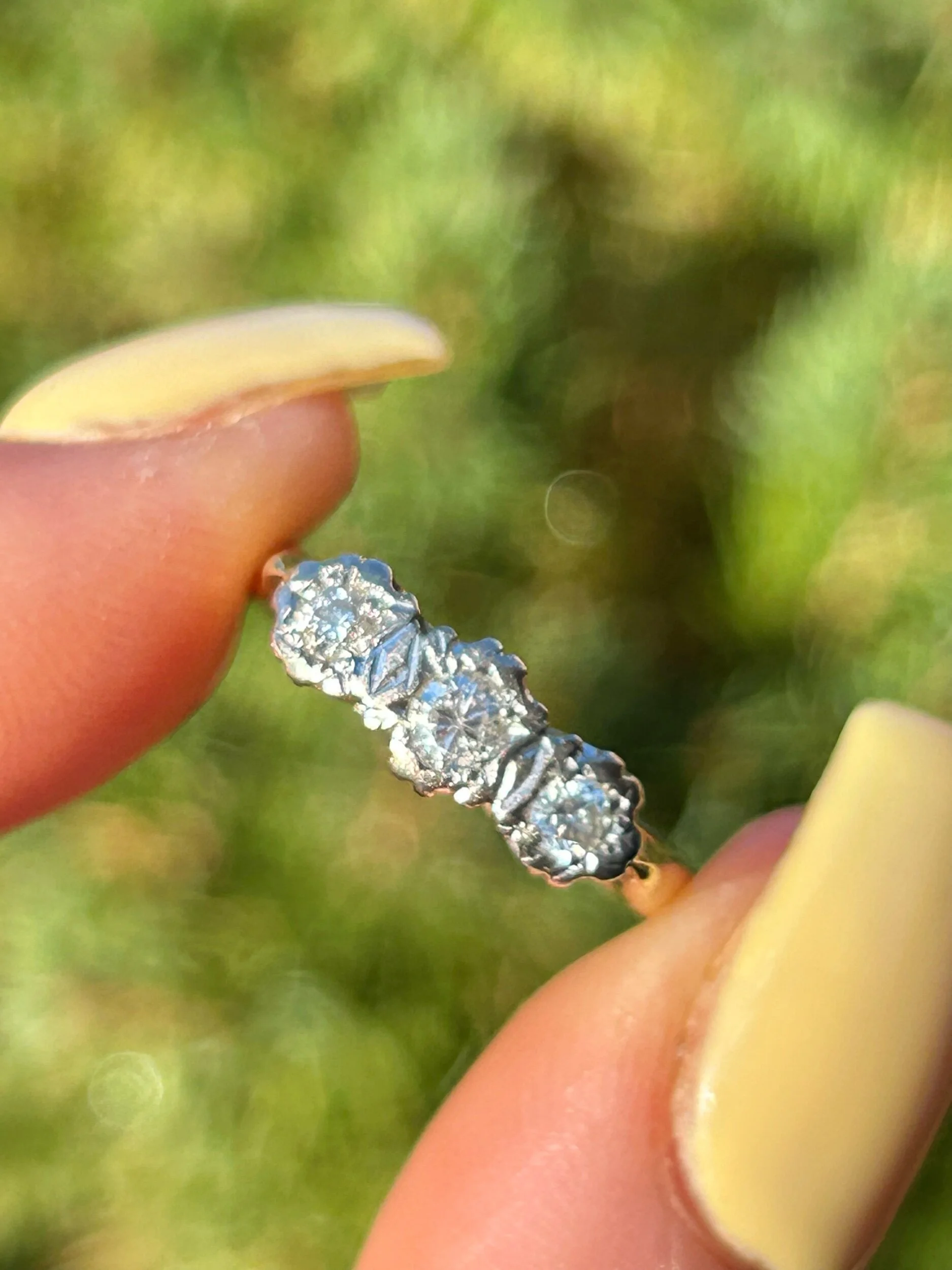 21A222F5-DA67-4307-92AF-16BD03CC8368