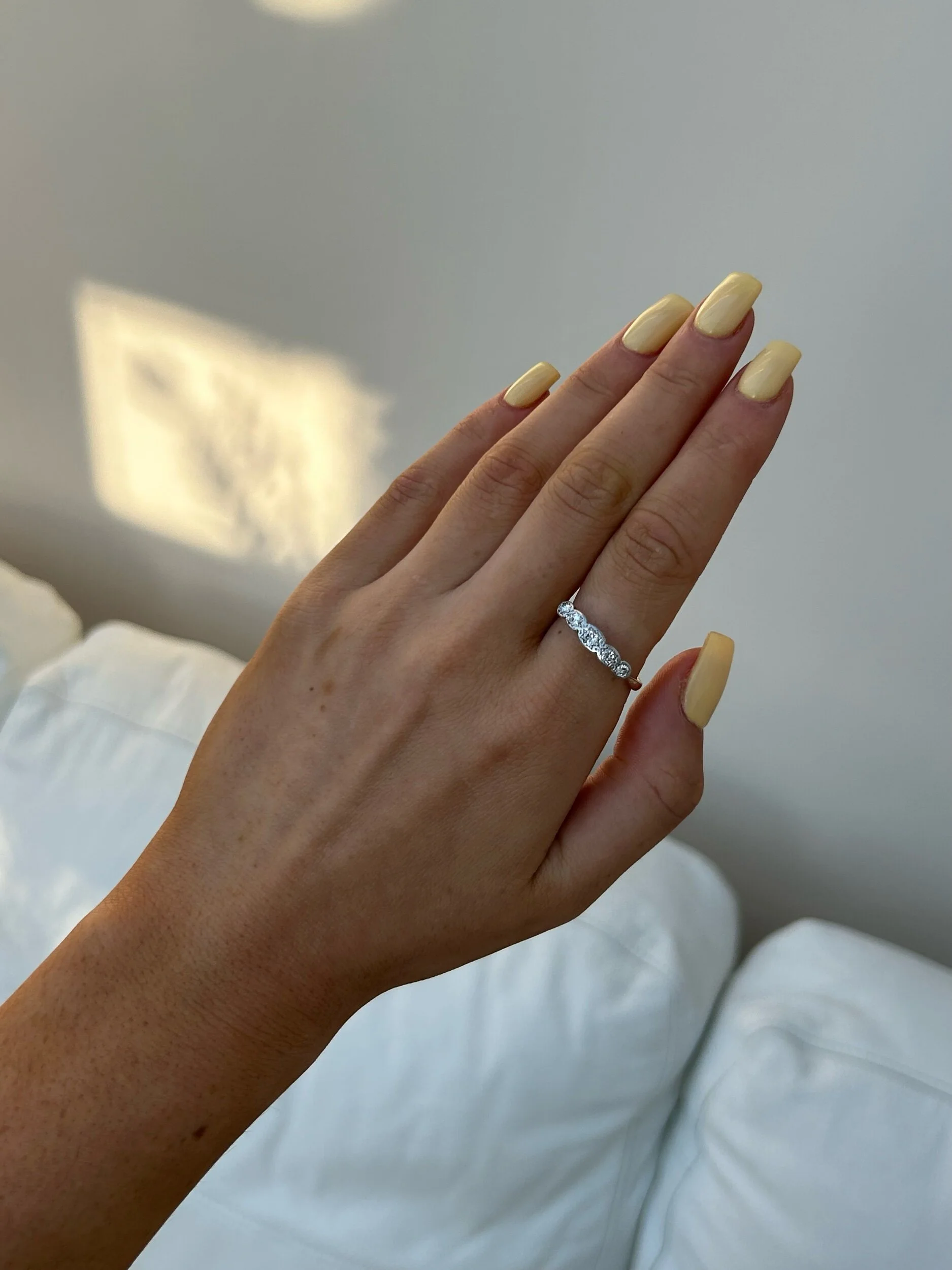 4FEFA380-7C83-40B7-A694-16AB7F2FD216