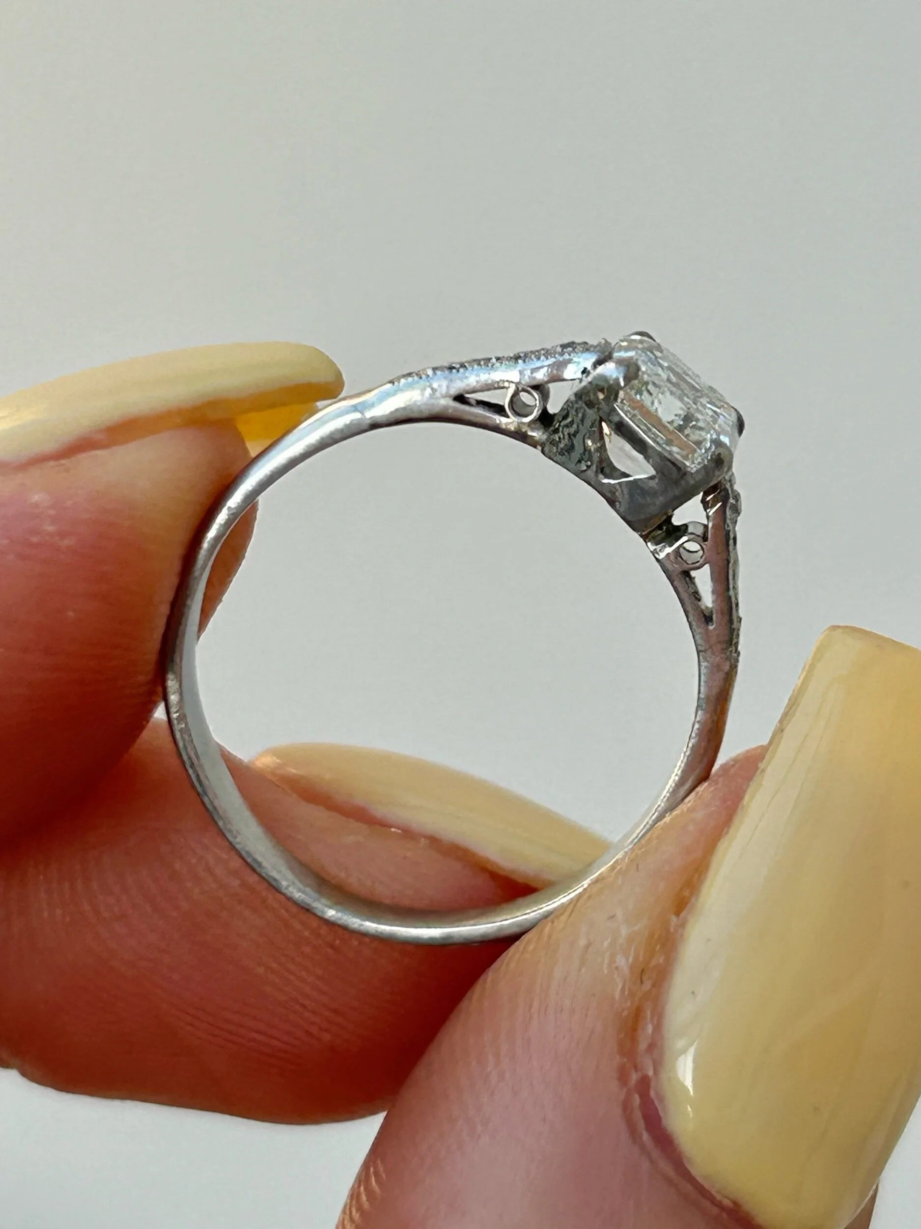 67FB9322-AAE4-4A64-8549-497C41DBA4C0