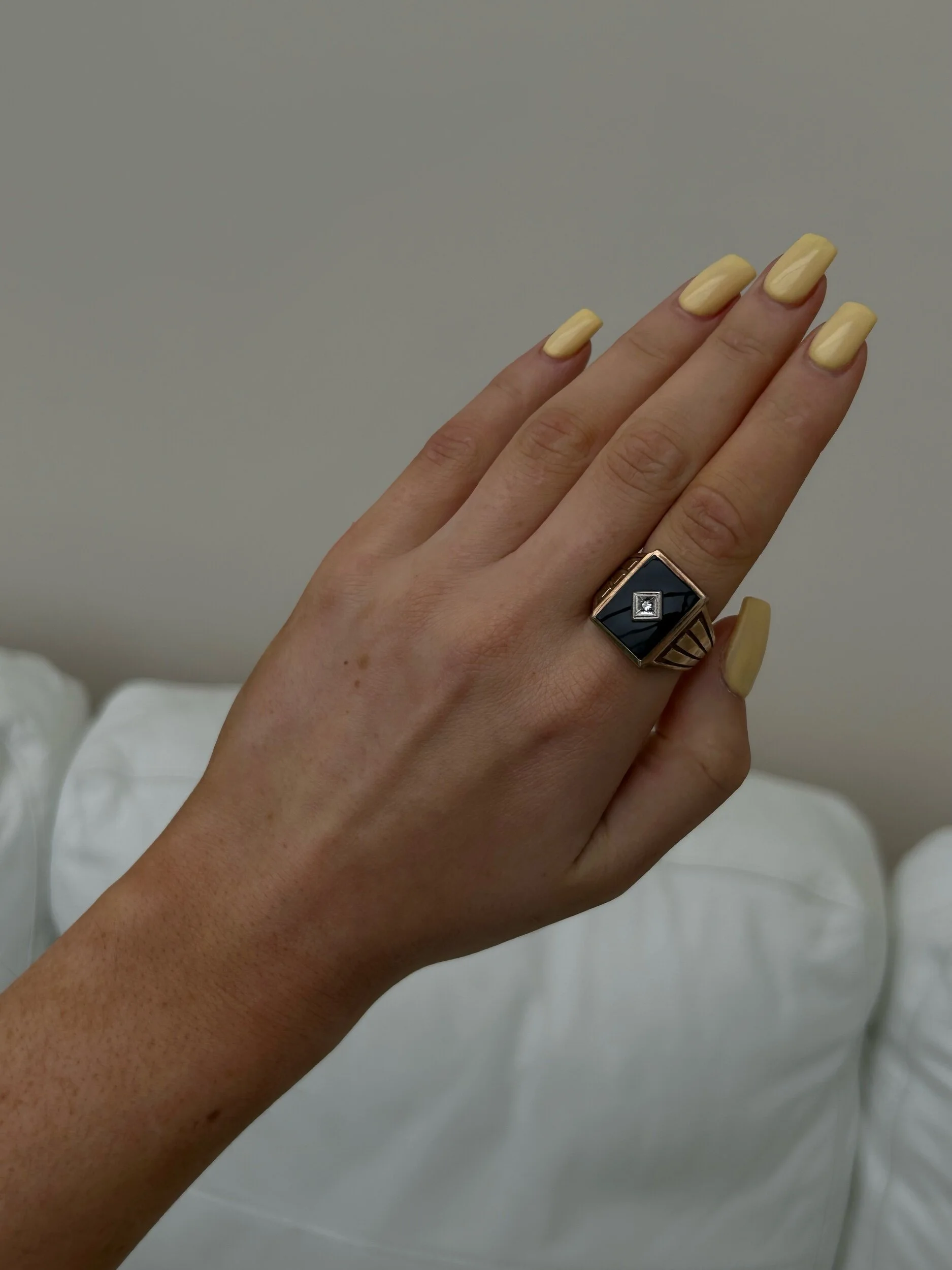 01466BDB-1A44-47F2-AE1D-FC64E7C46DDA