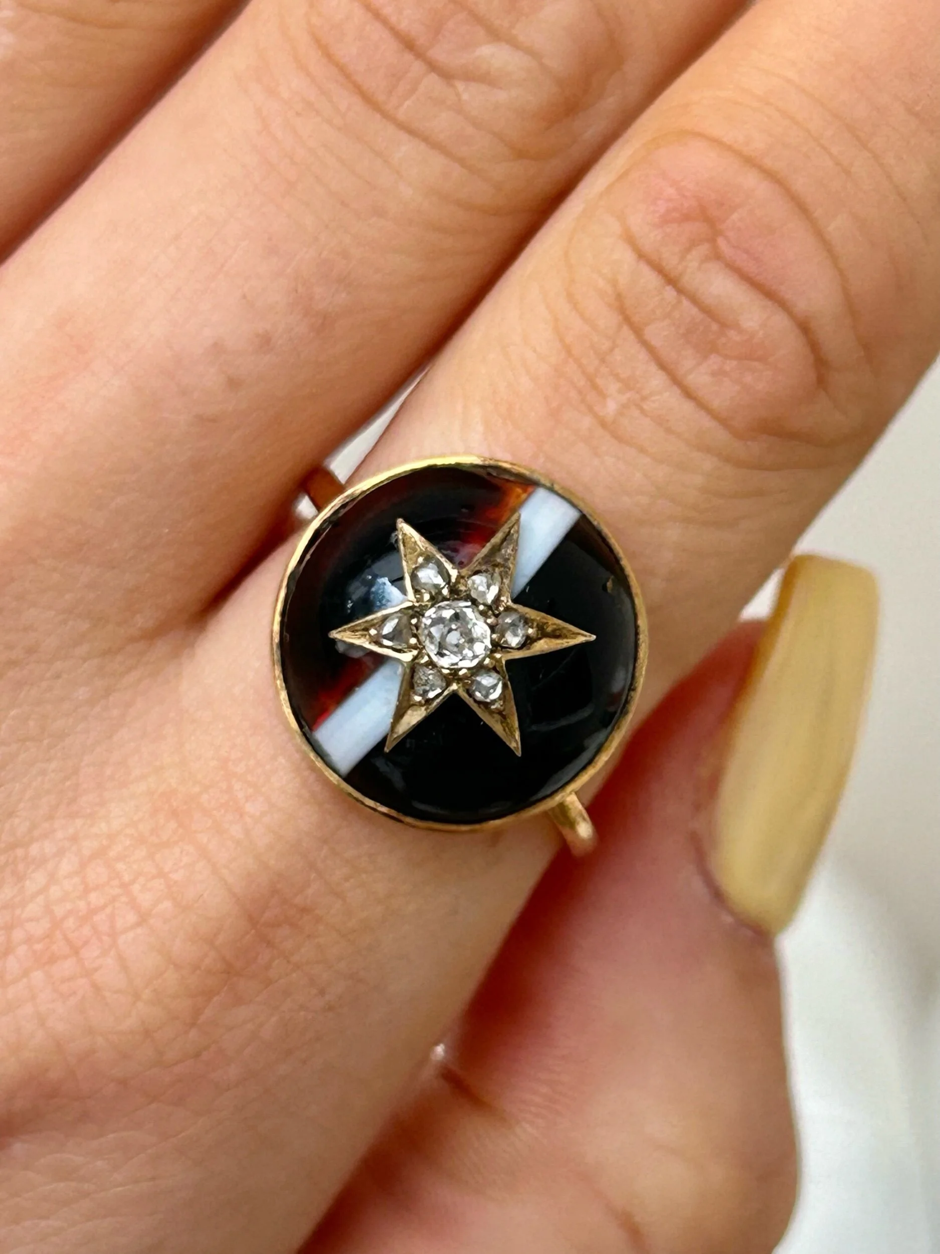 9EBCDB8F-16C9-4338-95D7-E14599F3FF94