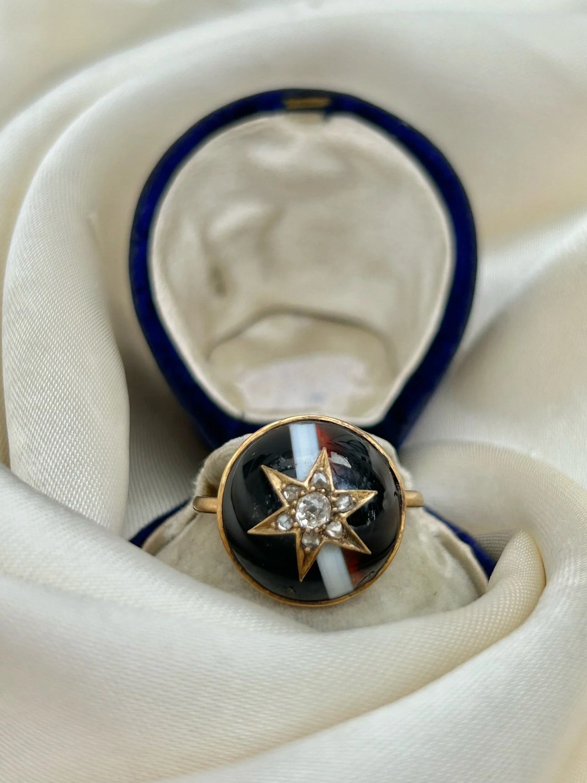 FB1777E0-D2D9-42F2-870F-5EE73FABCA8C