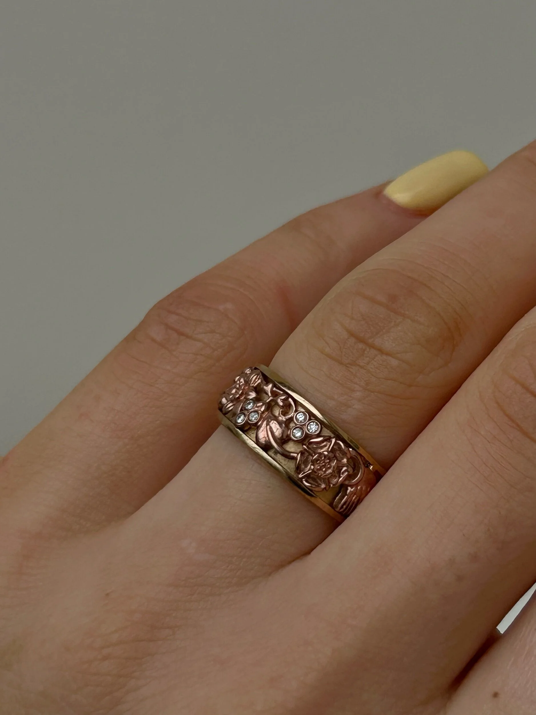 BFAA3396-97C7-4A90-A5B6-E6433B5F4575