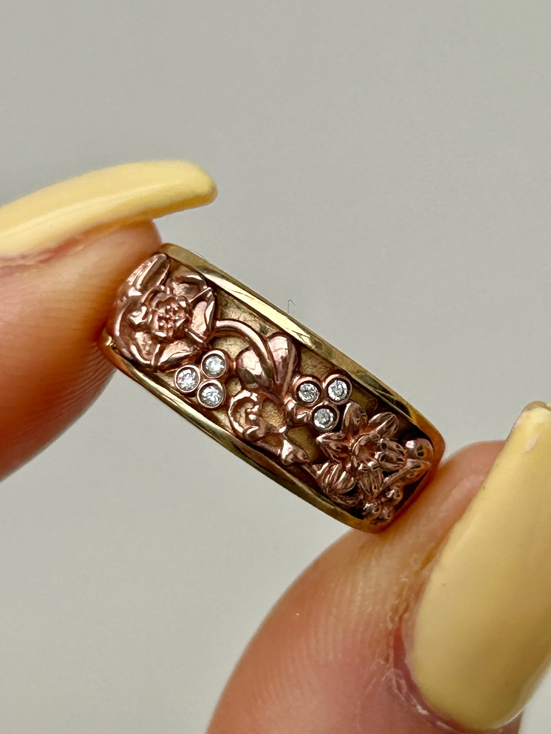 8AF32927-273D-4A84-8D29-313FC5BC303D