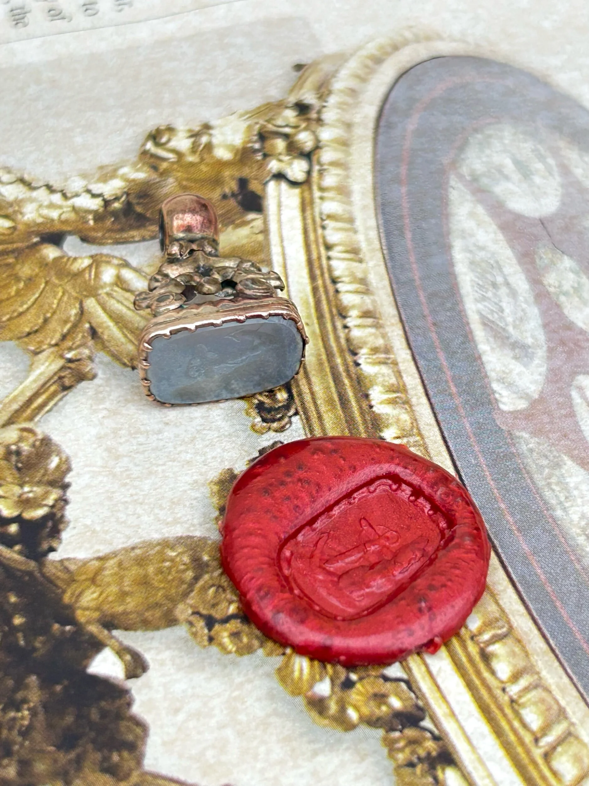 9E18E099-03C9-4BE7-846D-48217474E229