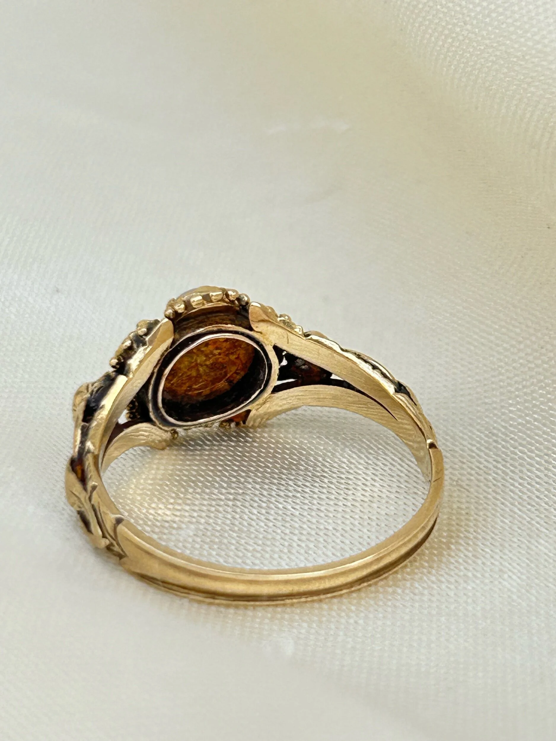 F7444127-BFB3-480C-93DF-D14DAFB91D63