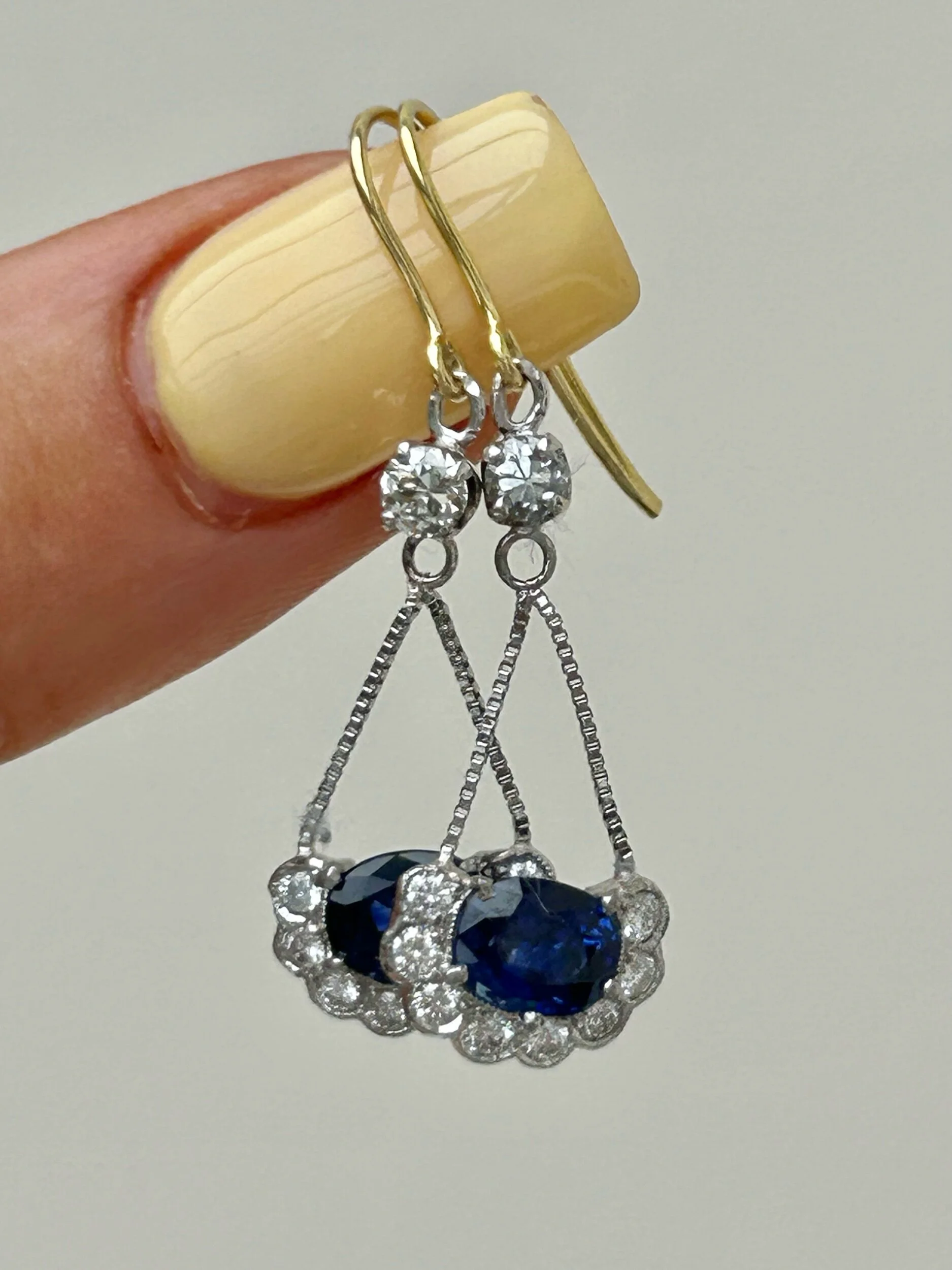 CEFFA755-6D3C-4378-873C-DAEDAEC9E5FD