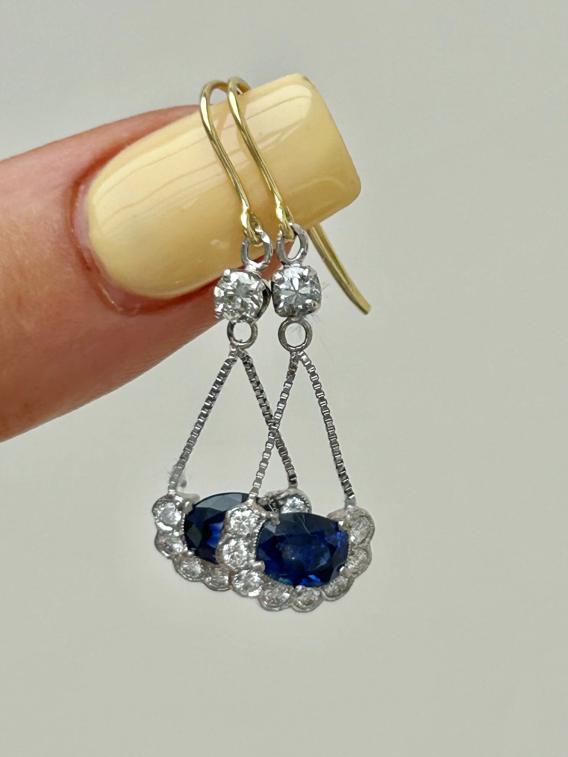 F83F694A-EA15-439A-8003-0531EC3BAB5E