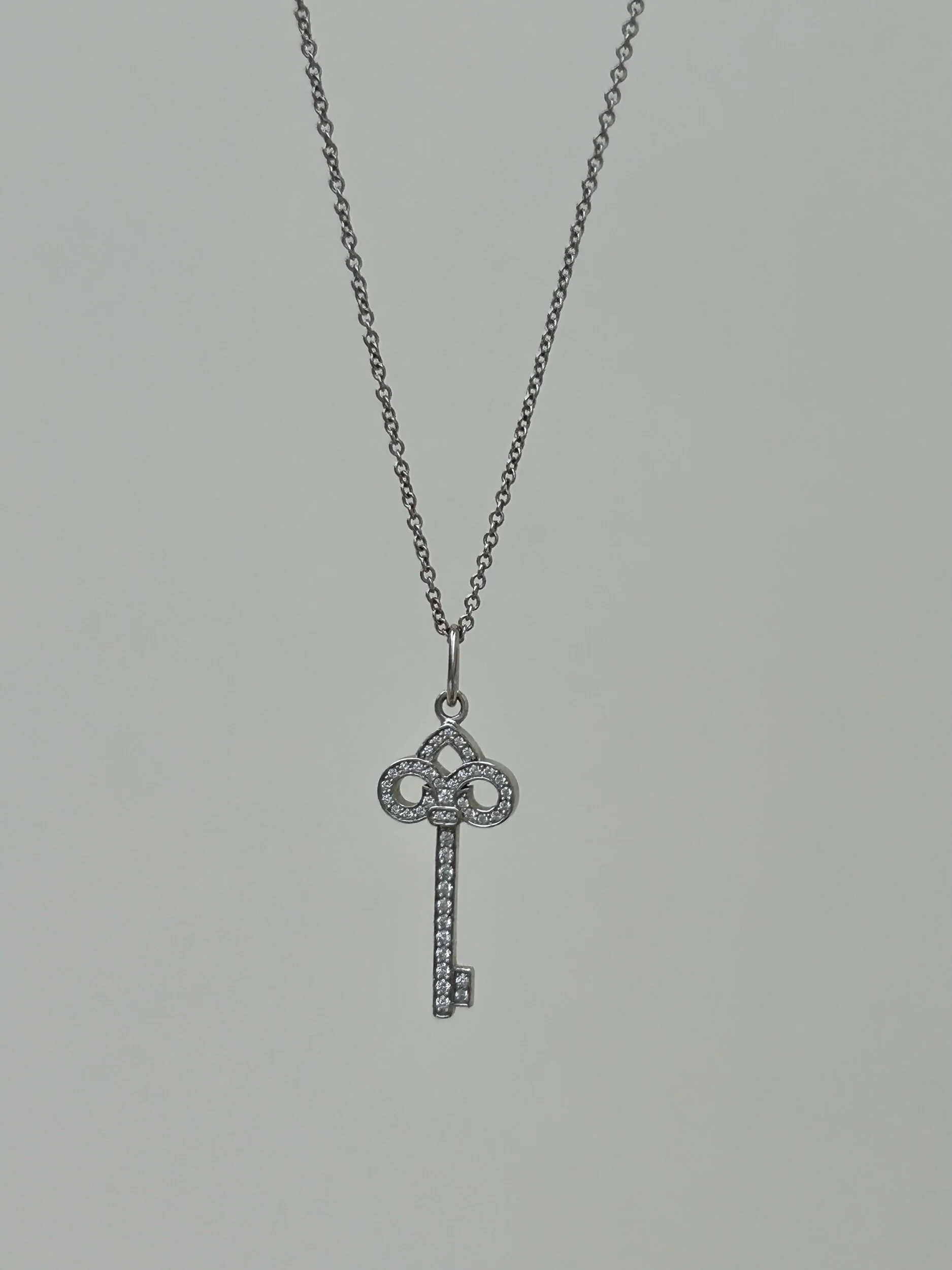 B6C83E7F-3B44-472B-BDC9-06C05BFC2CDE