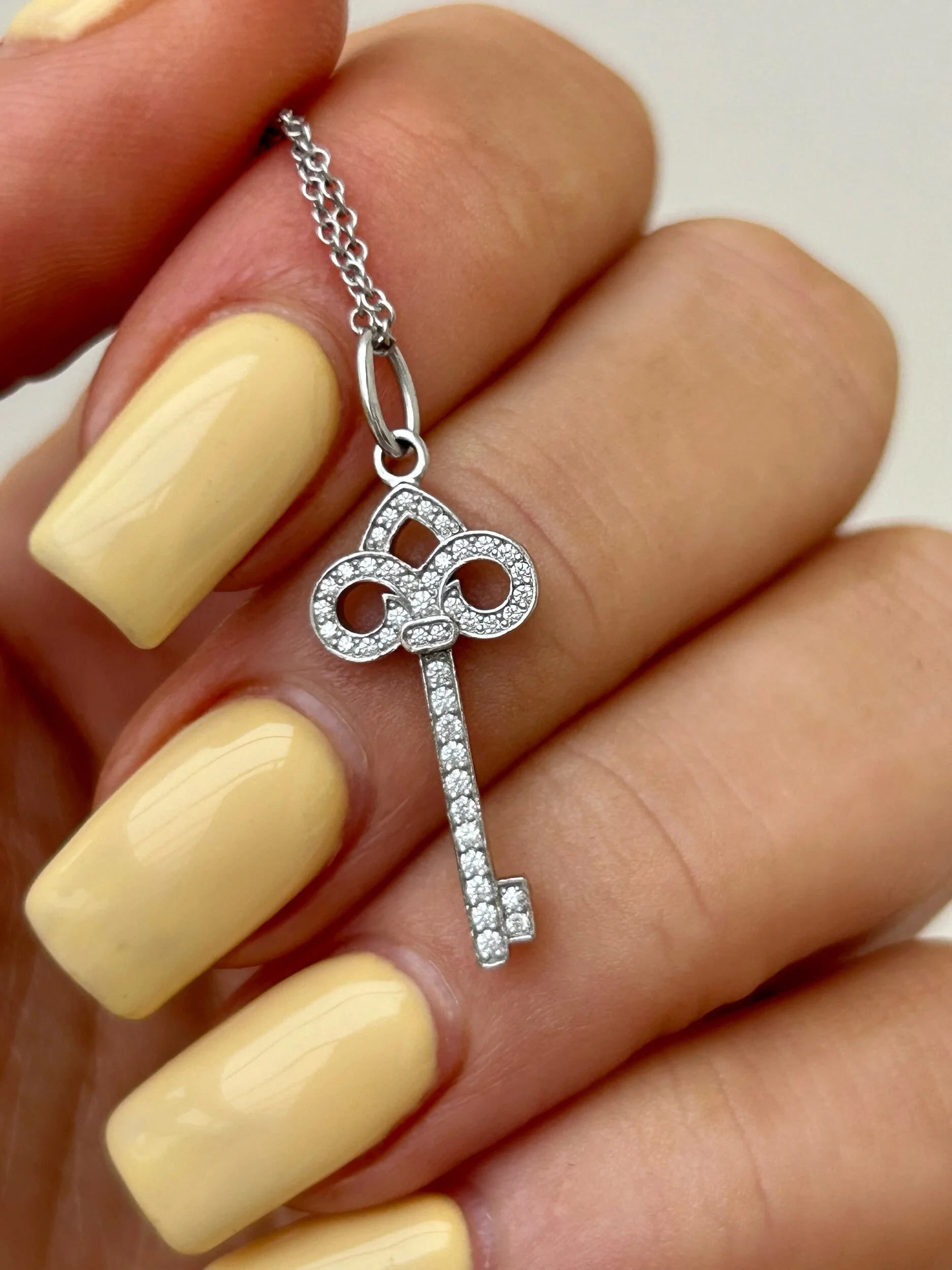 6FC183A7-9423-4732-A5C8-3D2AC3BBF519