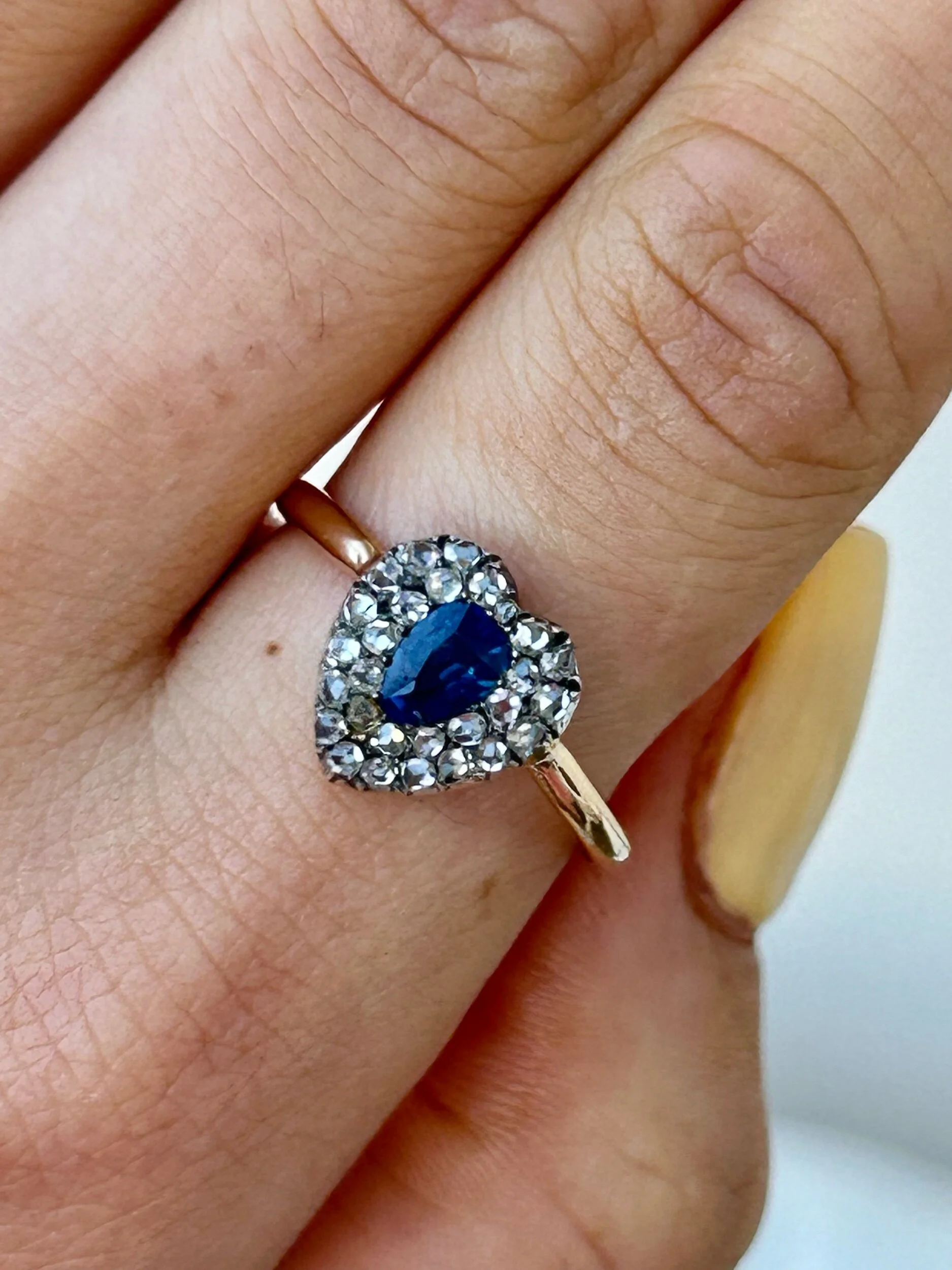 09C37CE8-9D71-43D3-8862-1AEE65628CA2