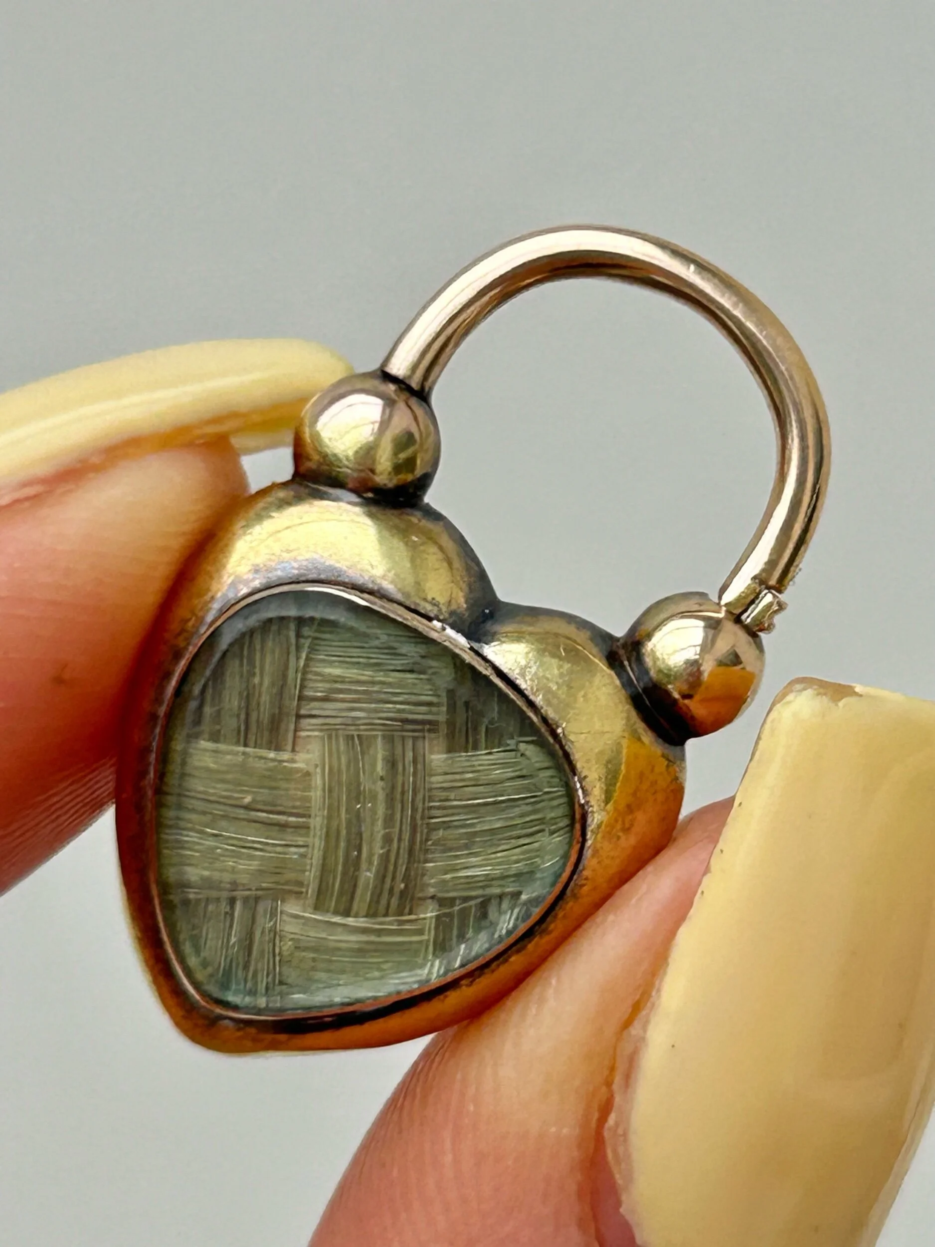 065C2373-4F0E-4D84-BCD2-C7ED01D8BF77