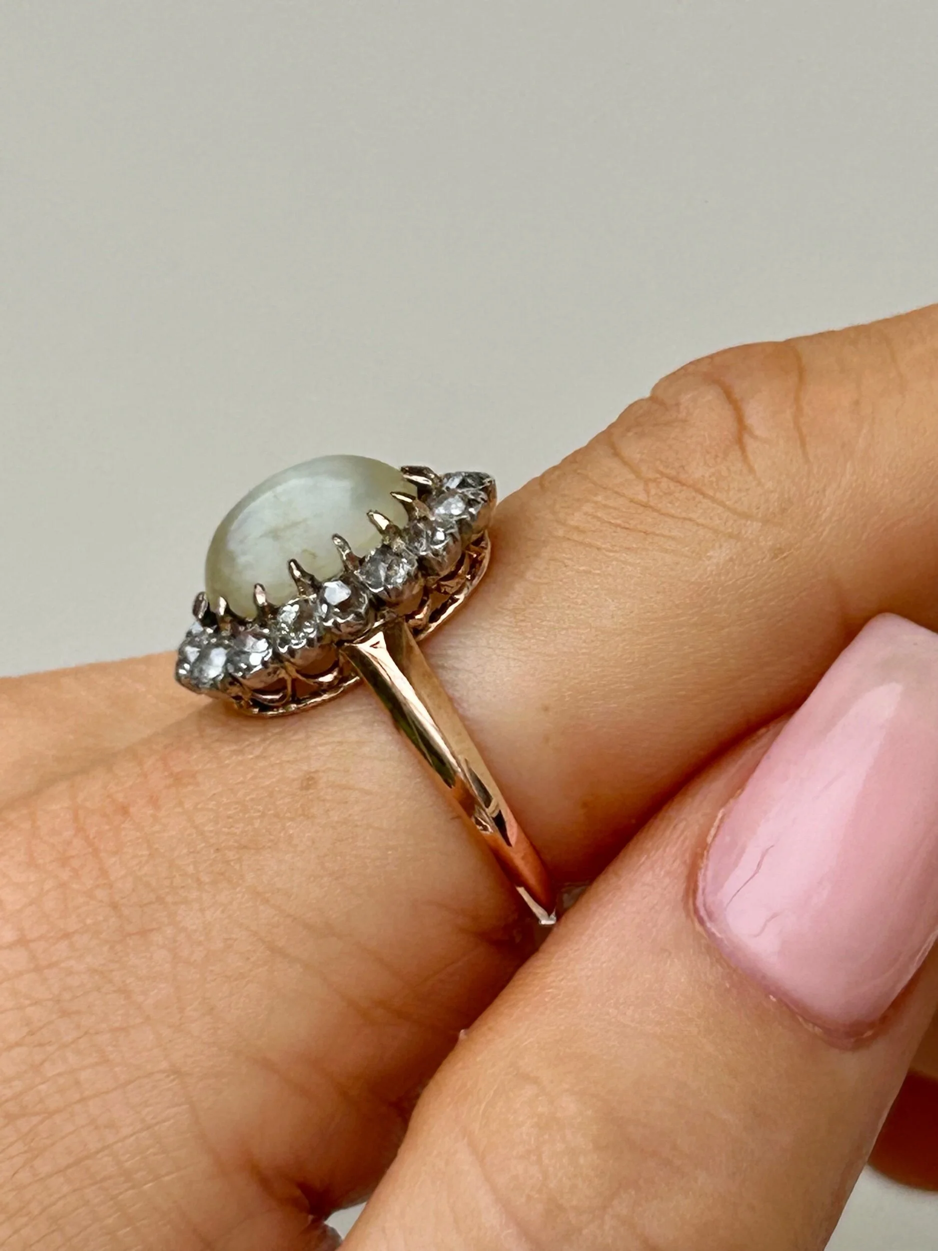 B9B416EF-5EA1-4609-B50A-F6728BDD31E9