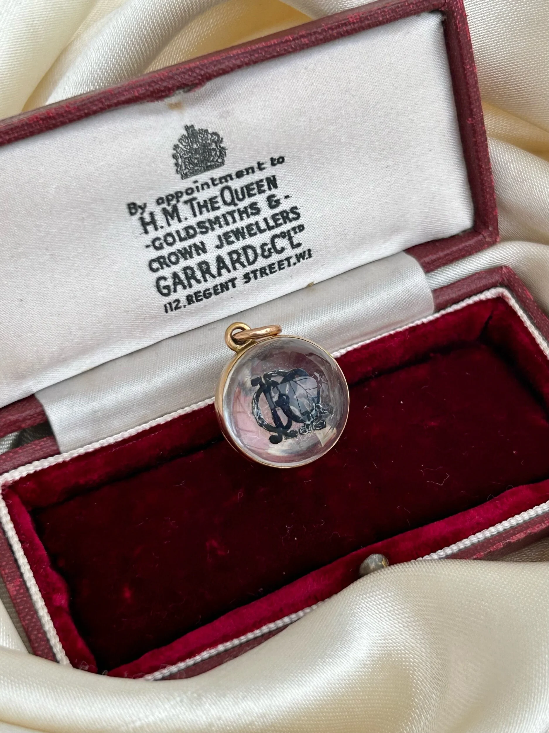 E041AD48-0E87-4EFF-B110-ED8F2D2974BB