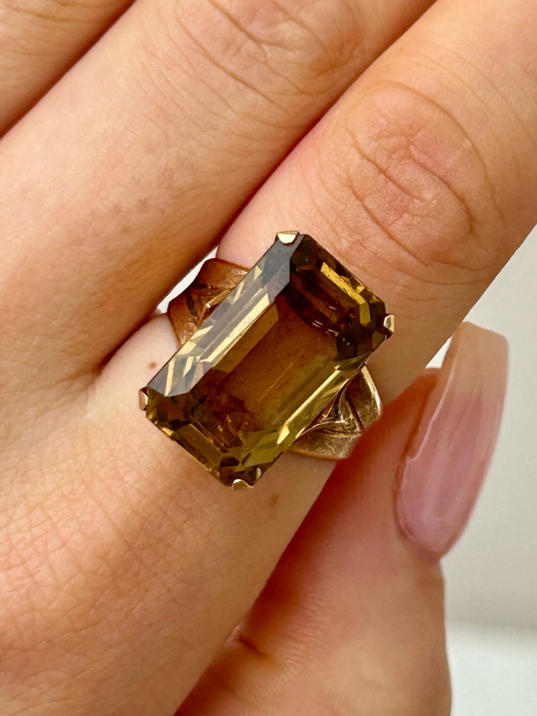 A65D0246-2DAF-4080-A2DC-1D17D92F13E3