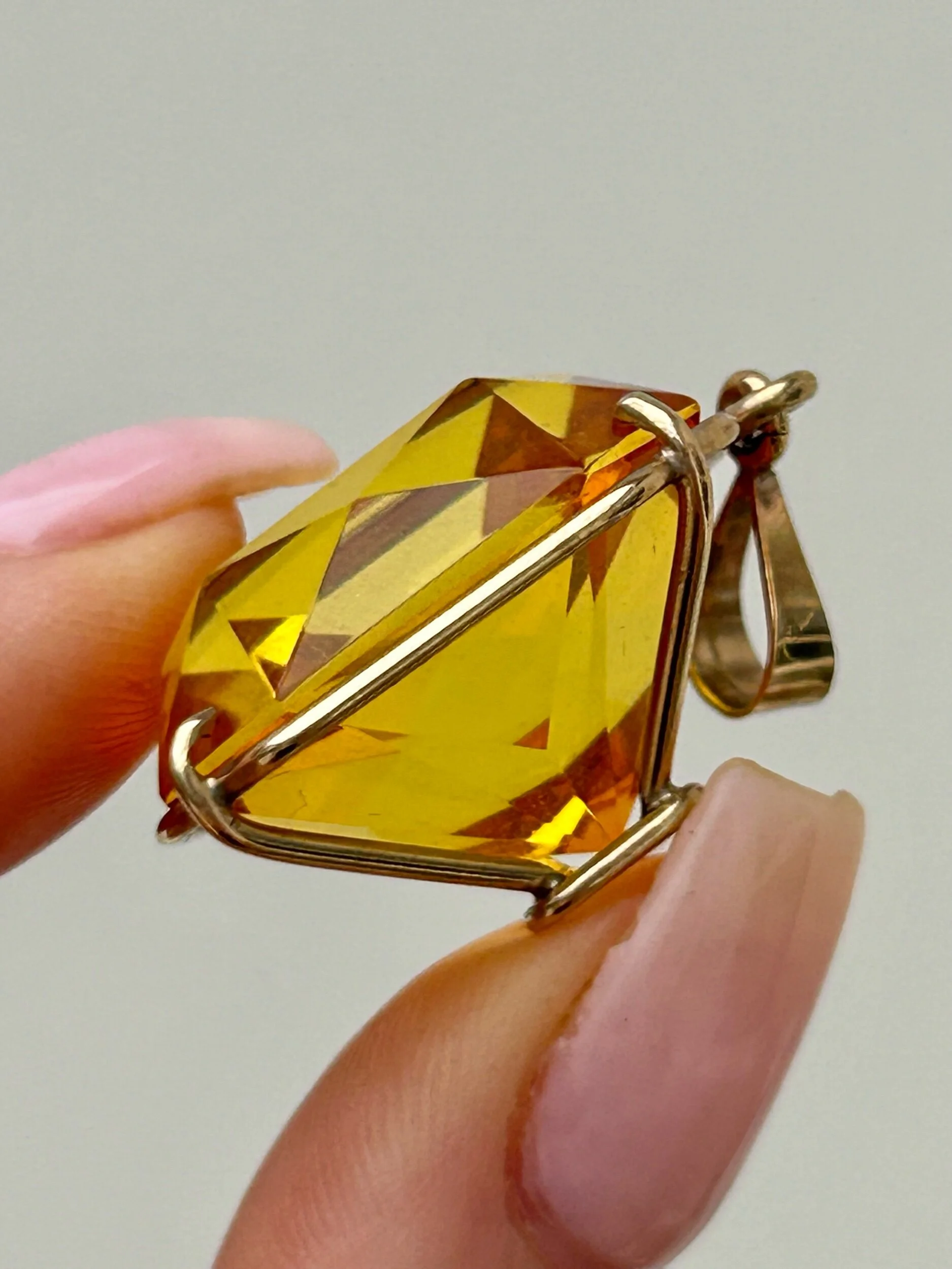 BD09C2EC-AF52-49D8-9B06-B2B1DB37AA40