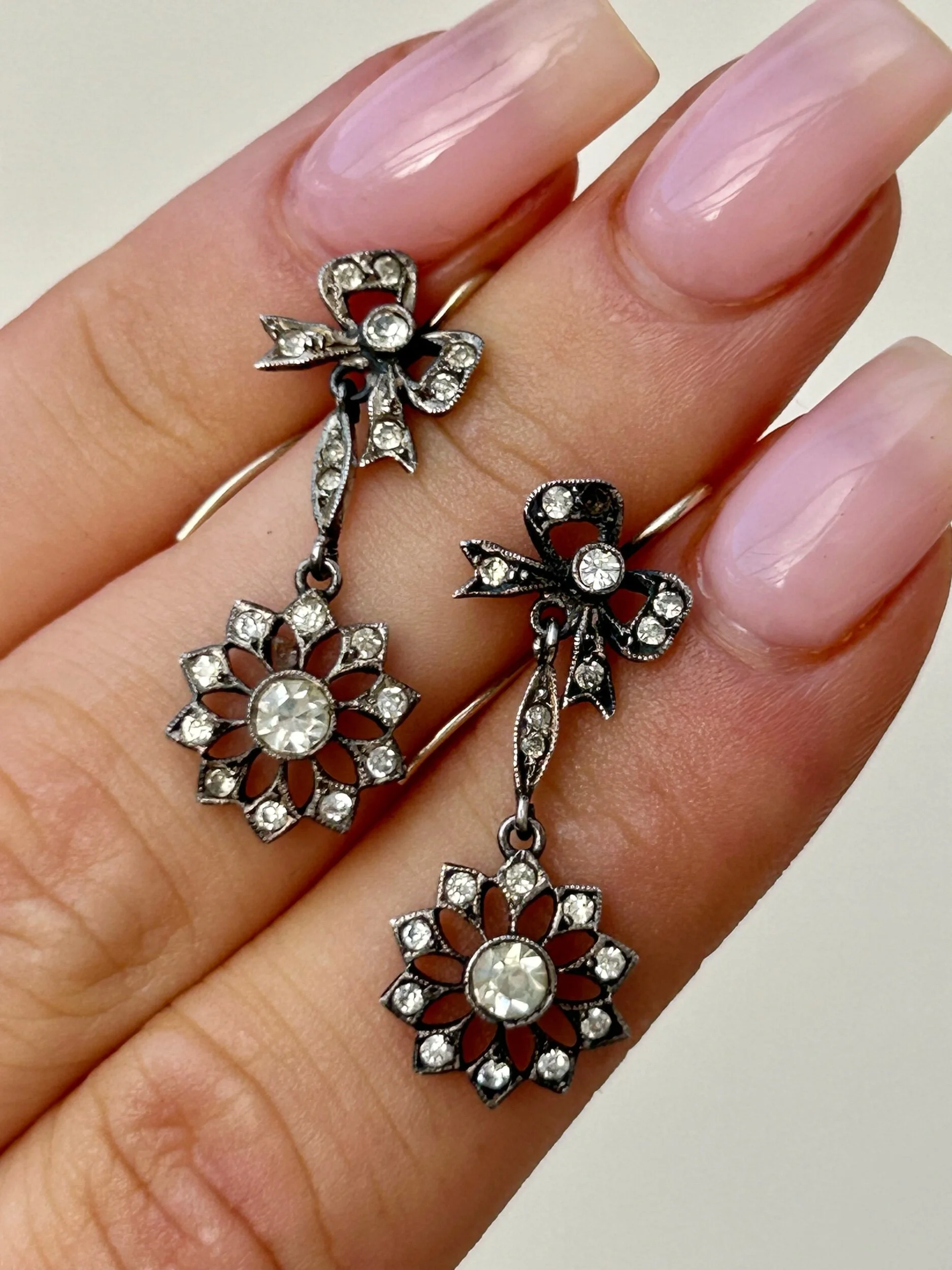 CE0B3EF1-3CA3-4A38-ACEA-A5525D618EDB