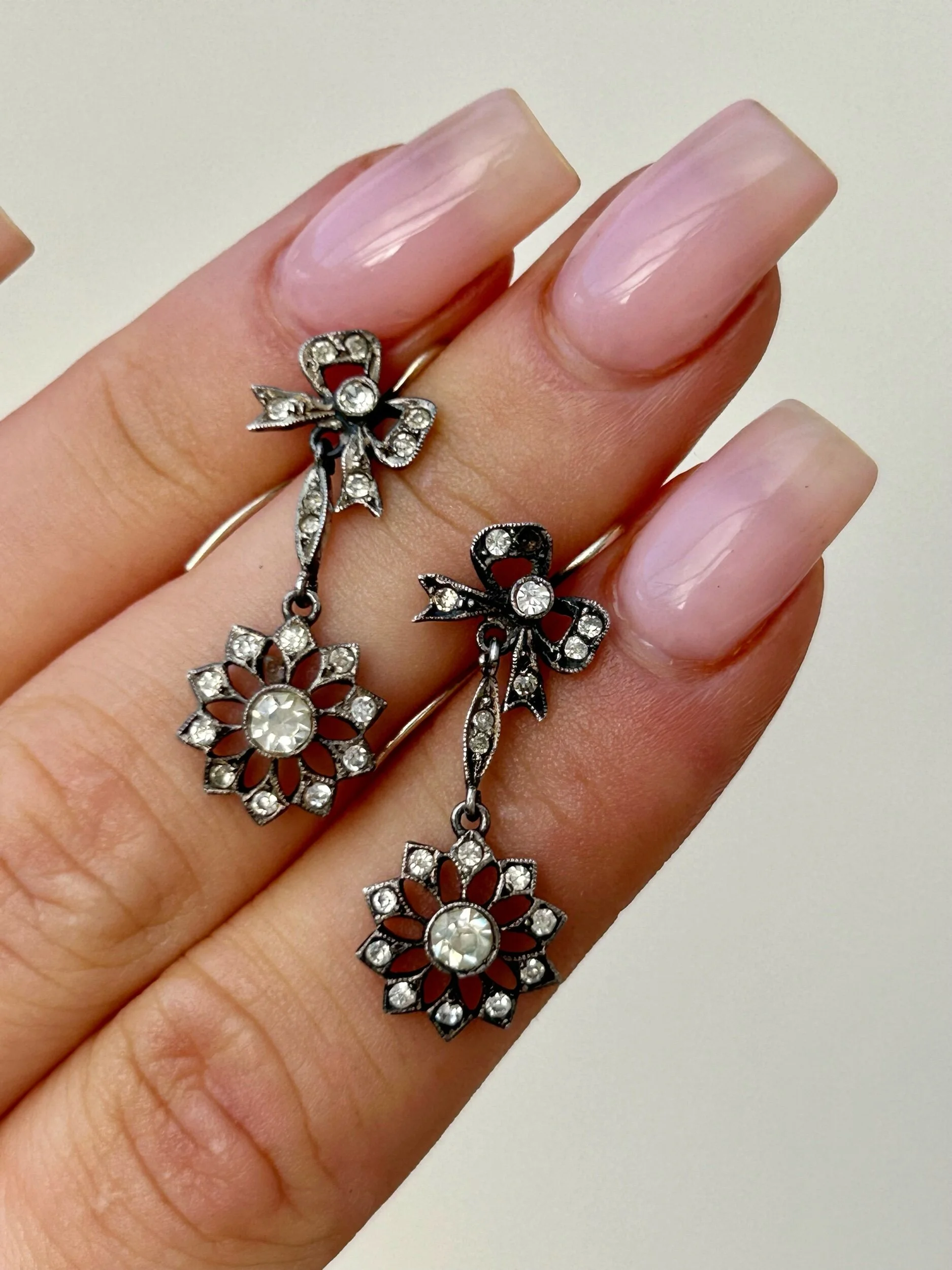 8E956569-8B65-49D0-84EB-ADC34BB606E1