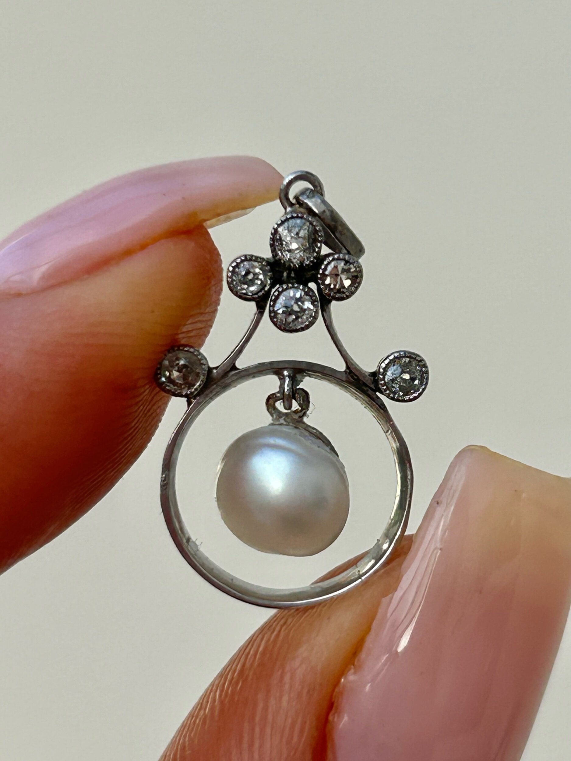 98EDE93B-D653-47CA-B4FB-84B979AF2461