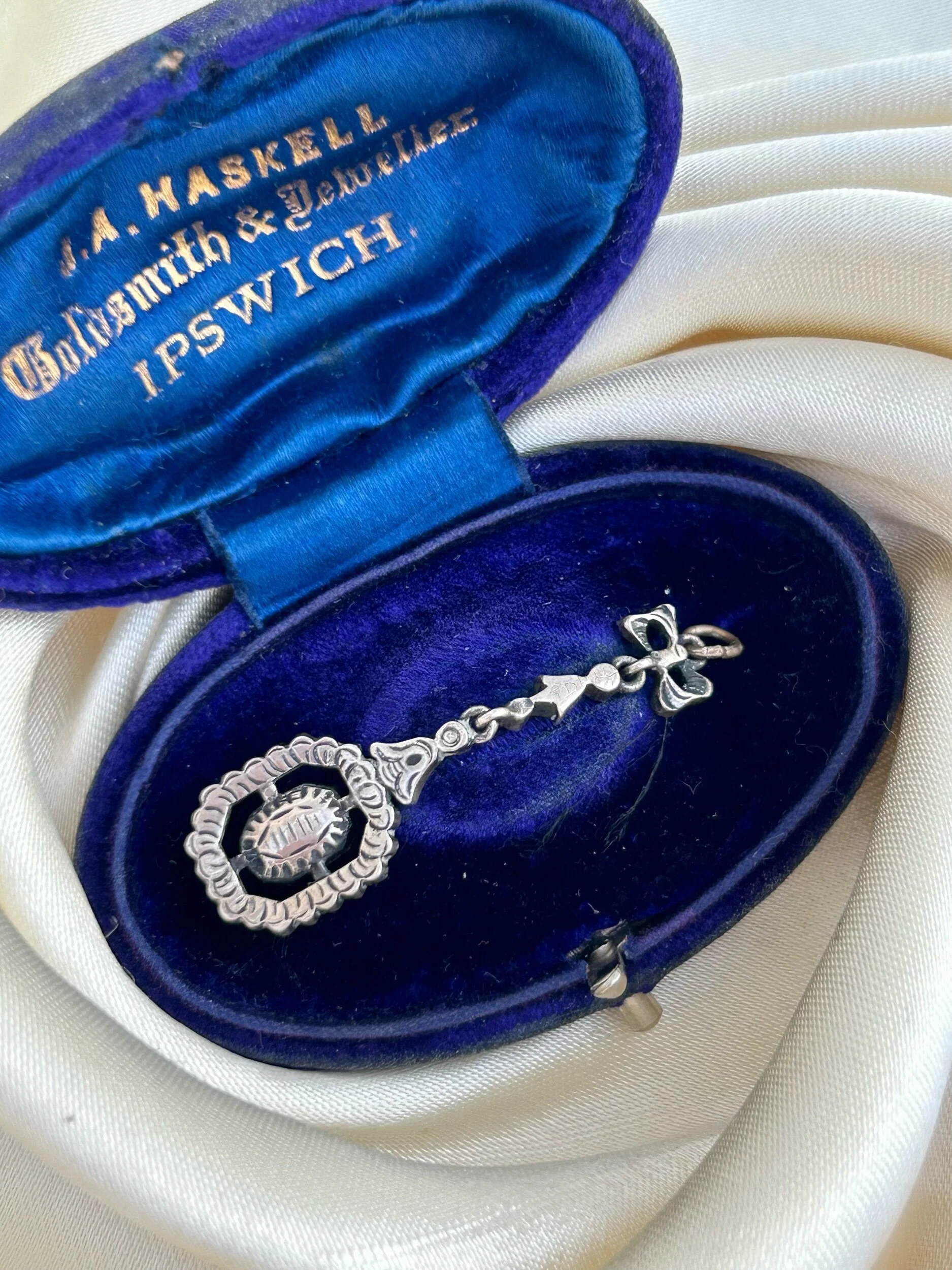 FA251B70-F98C-4190-9B11-361DBF21DBF1