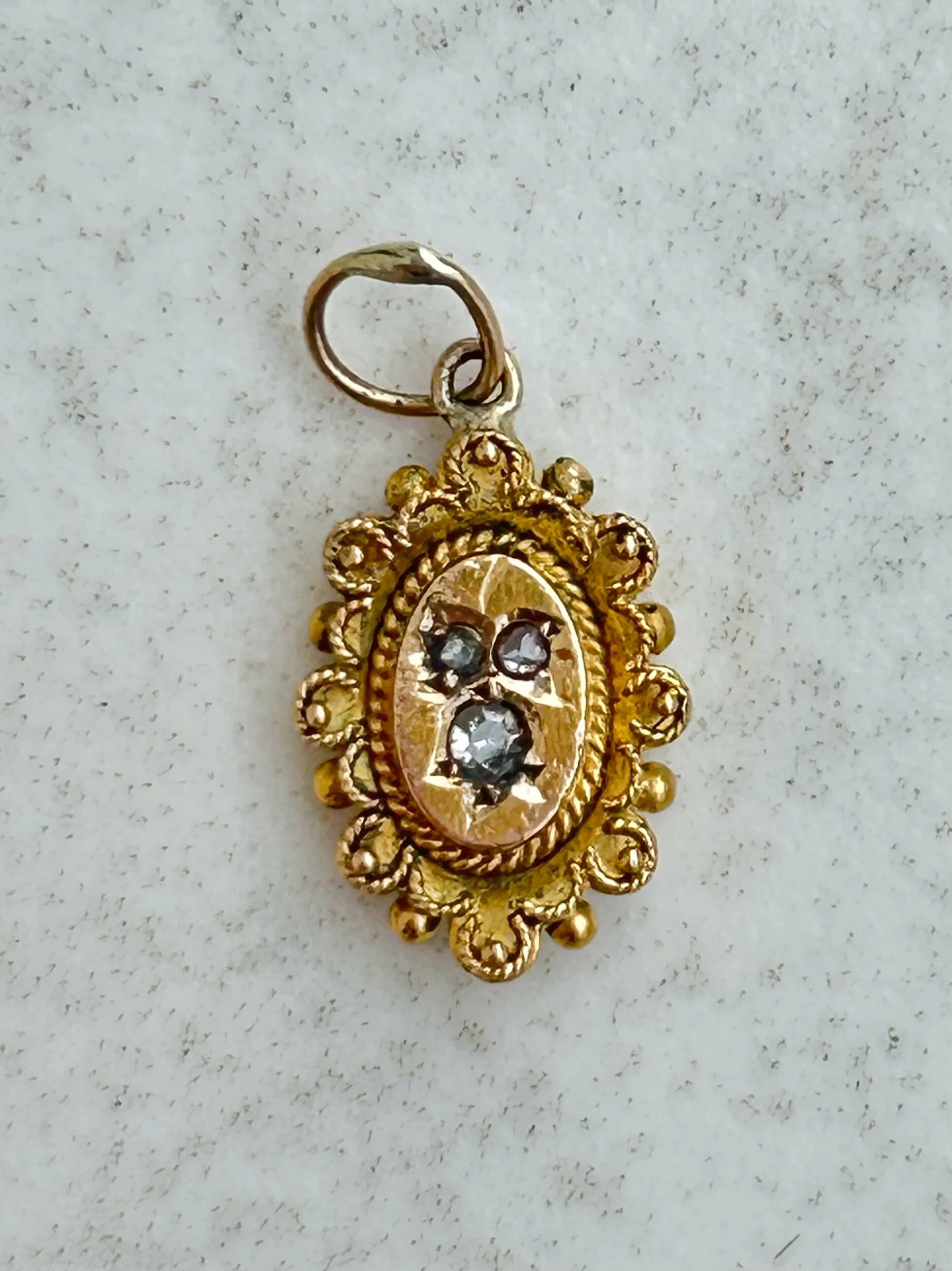 EB4655FE-0203-4DCA-A075-B86A0ED5145D