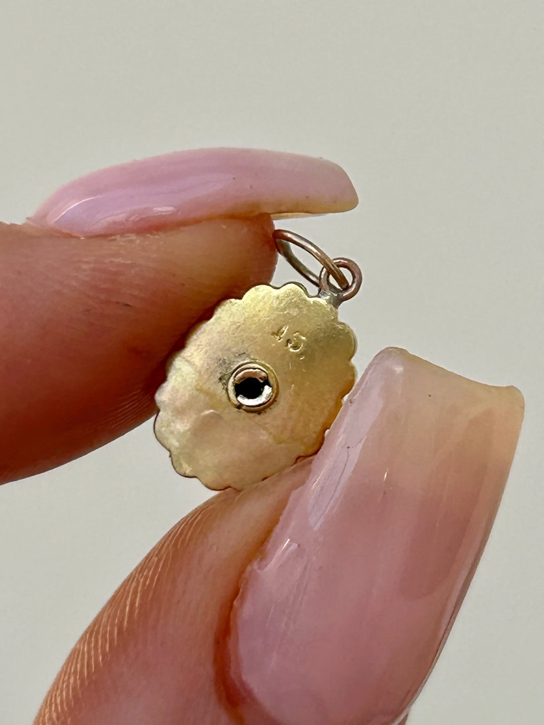 0153A80D-278F-4AC5-9D4B-70A79B7707D9