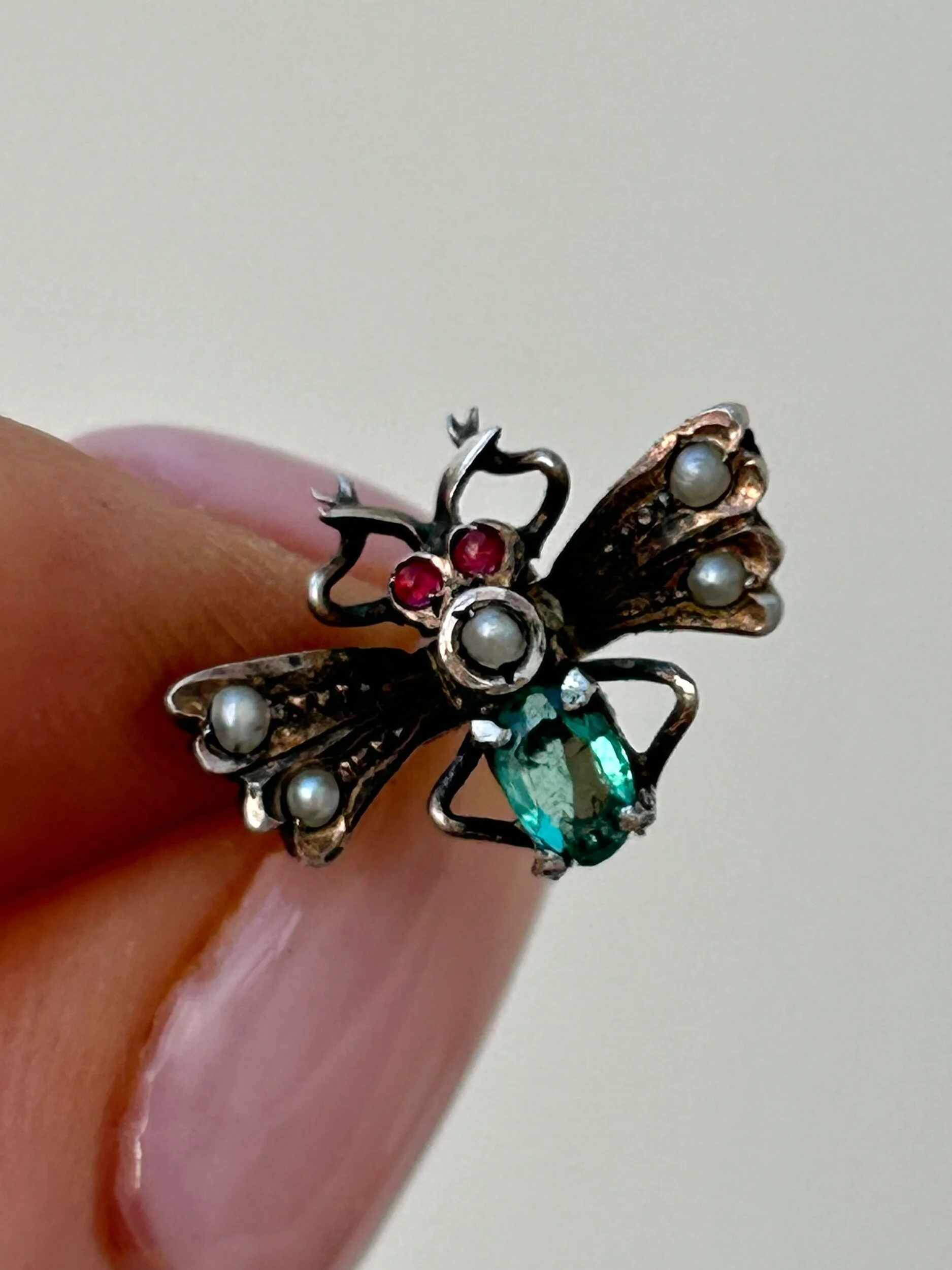 1095DE73-5969-4245-8D85-C04CD78807F8